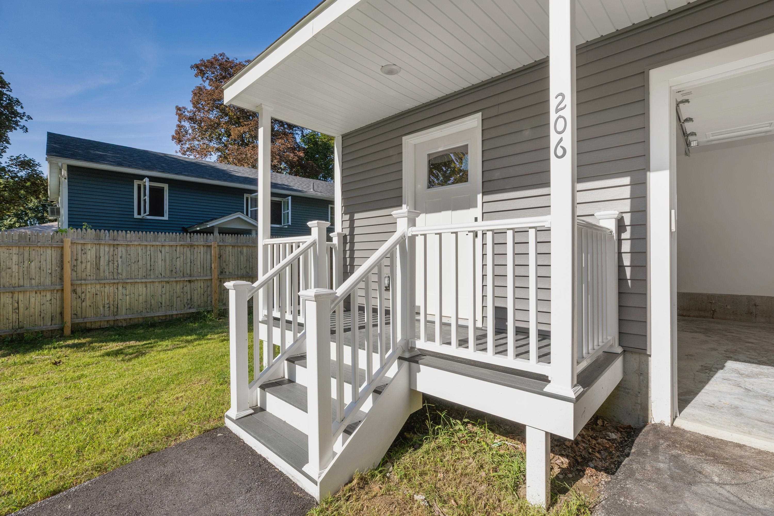 206 Dale Road Property Photo 2
