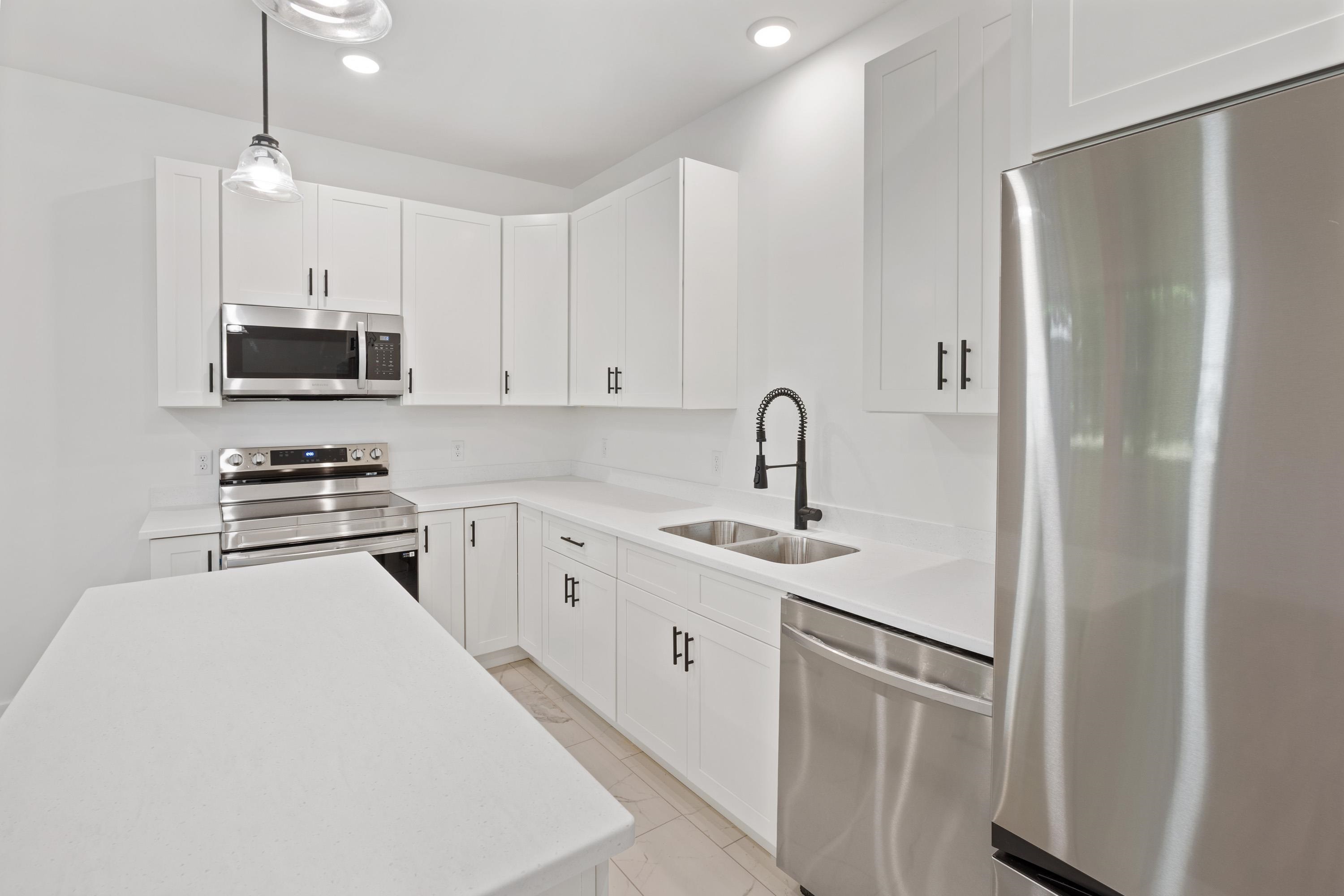 206 Dale Road Property Photo 8