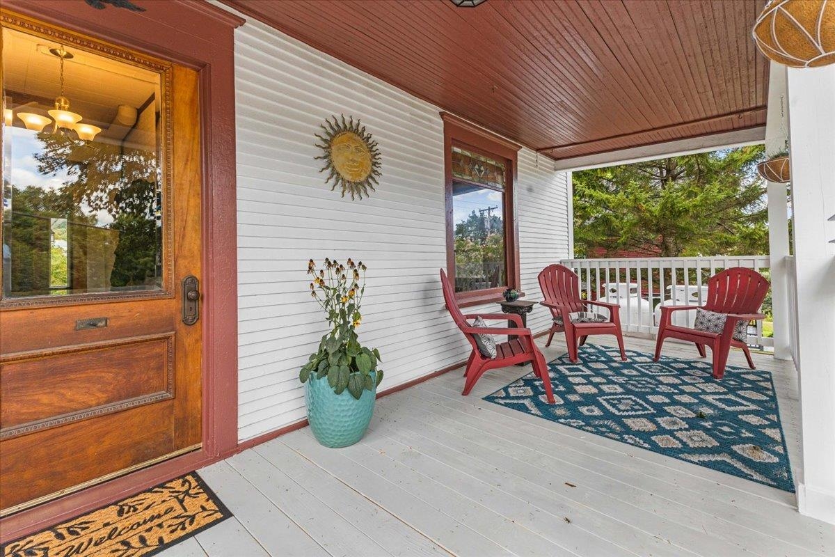 76 Upper Cherry Street Property Photo 7