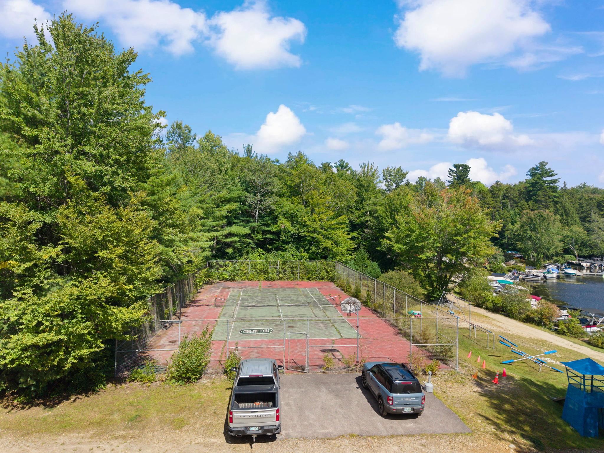 110 42 Kings Highway Property Photo 11