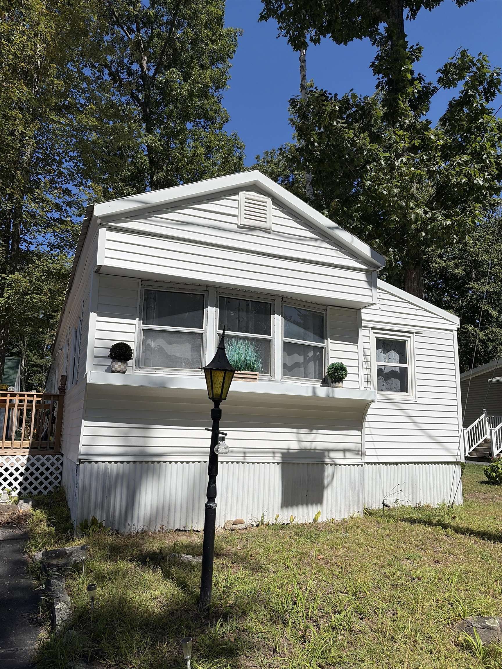 512 Canterbury Drive Property Photo 1