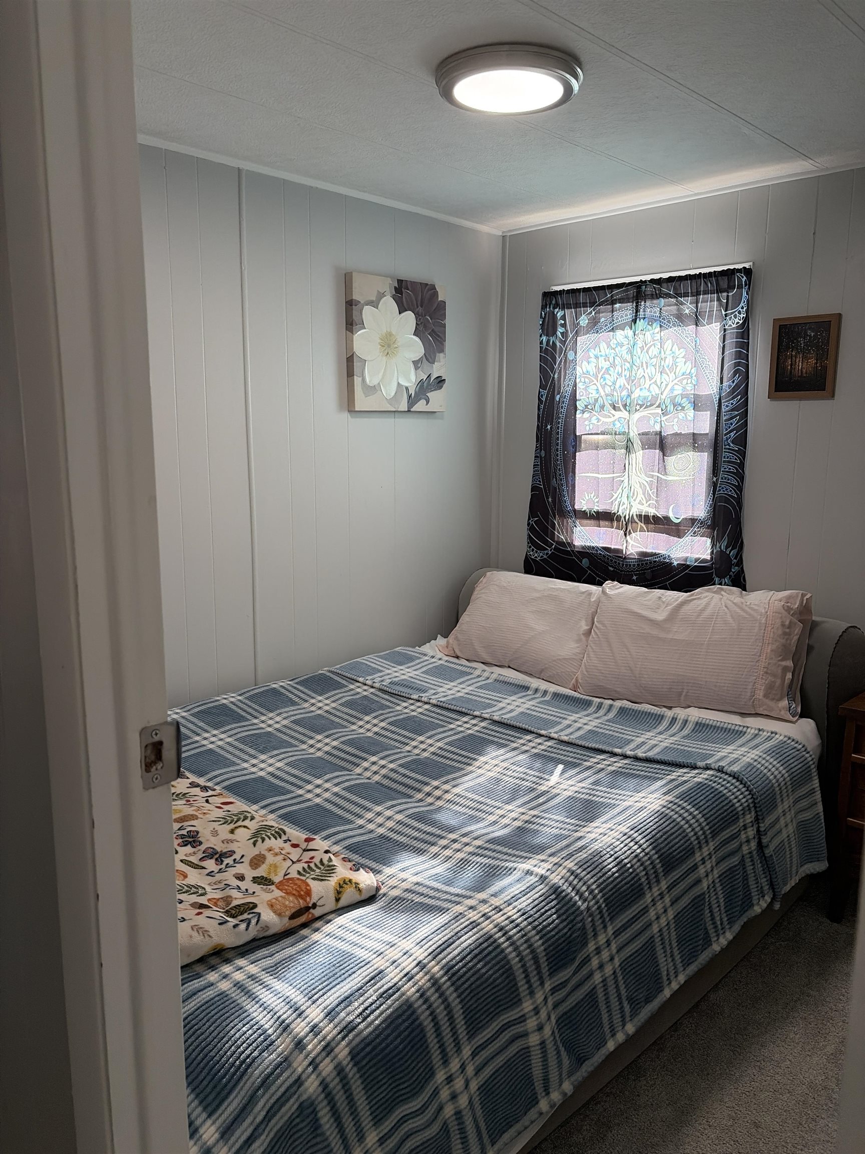 512 Canterbury Drive Property Photo 12