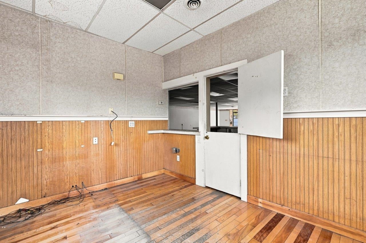 62 Market Street Property Photo 9