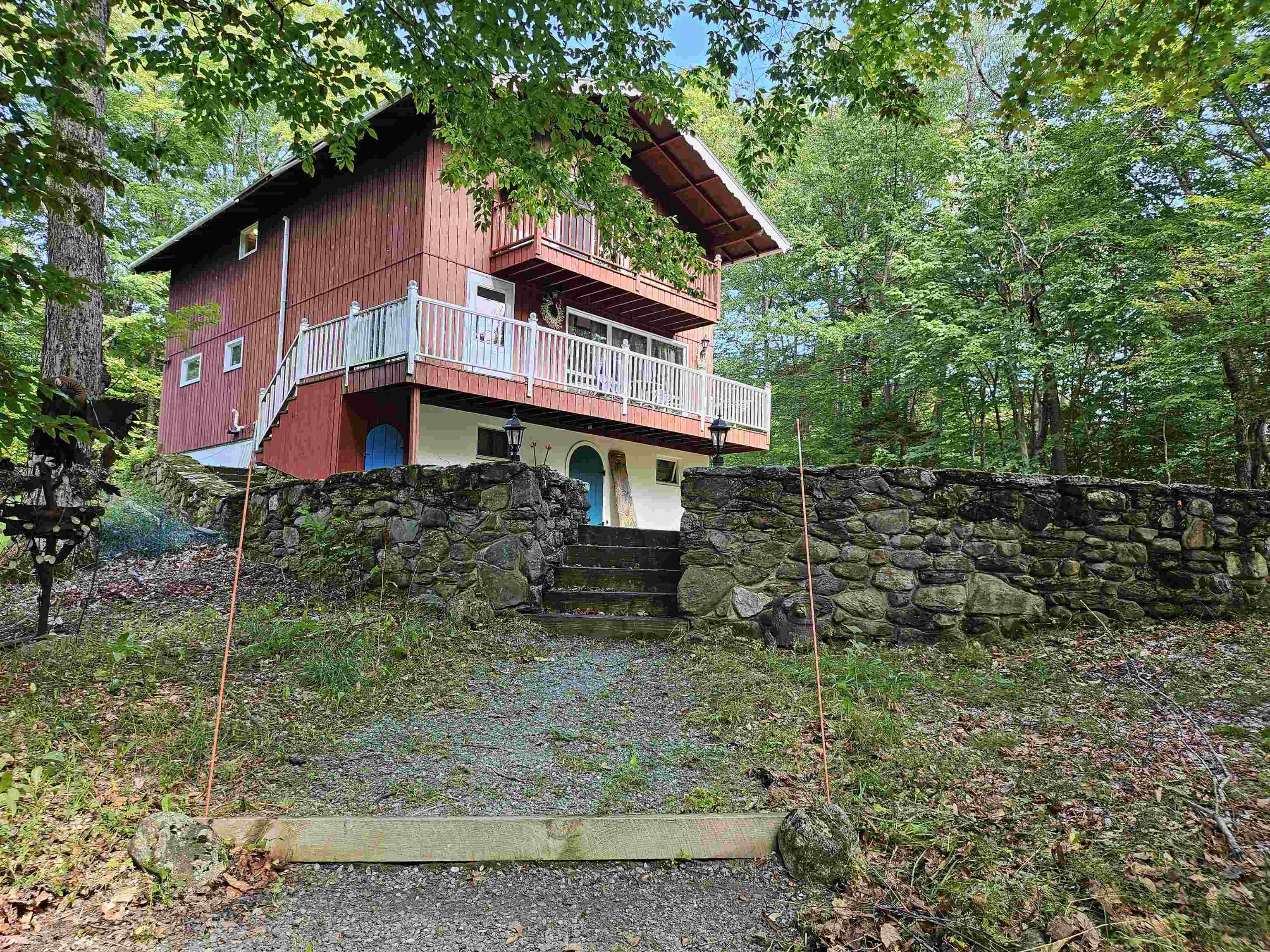 919 Highland Drive Property Photo 1