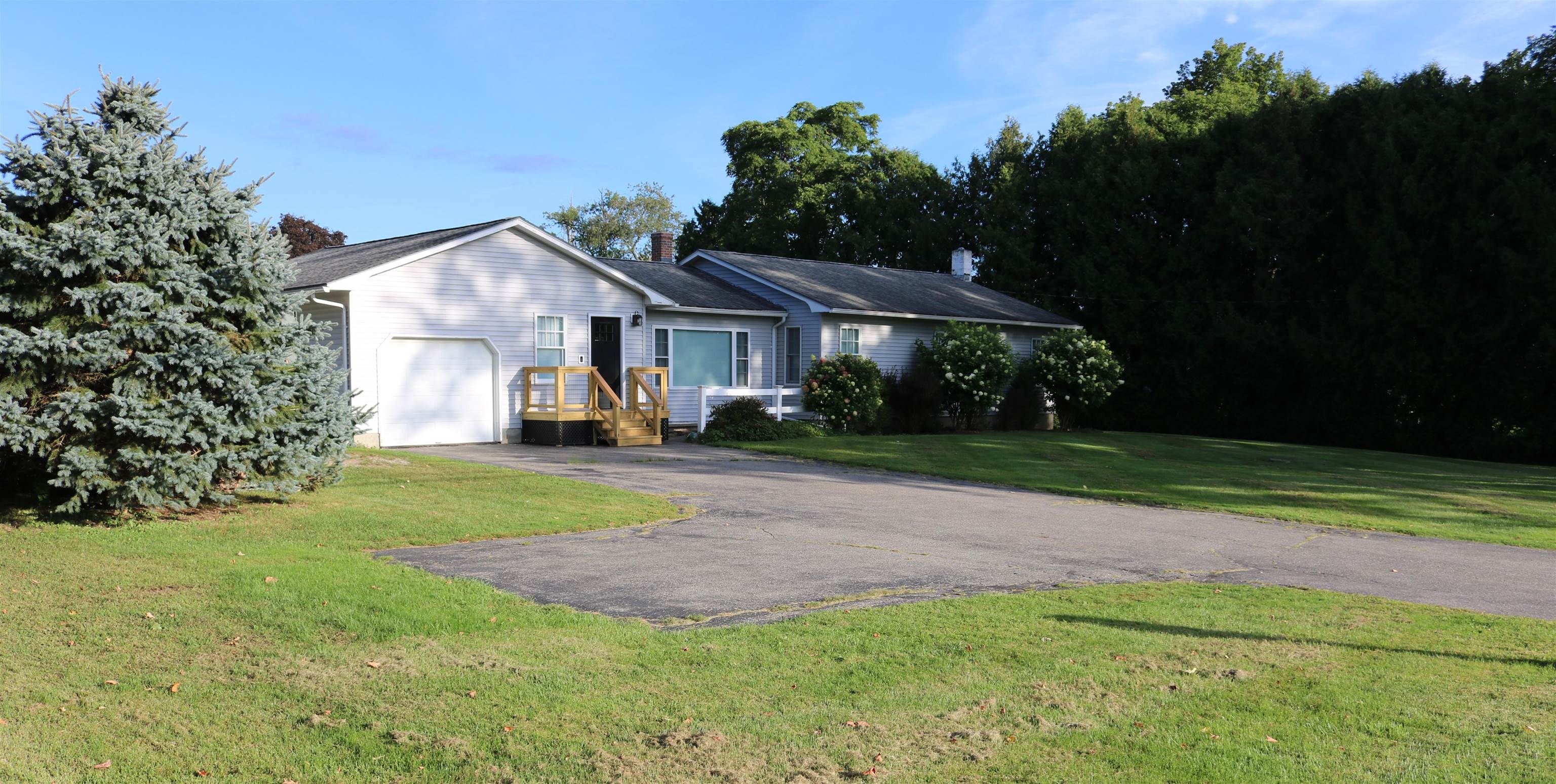 436 E Pittsford Road Property Photo 1