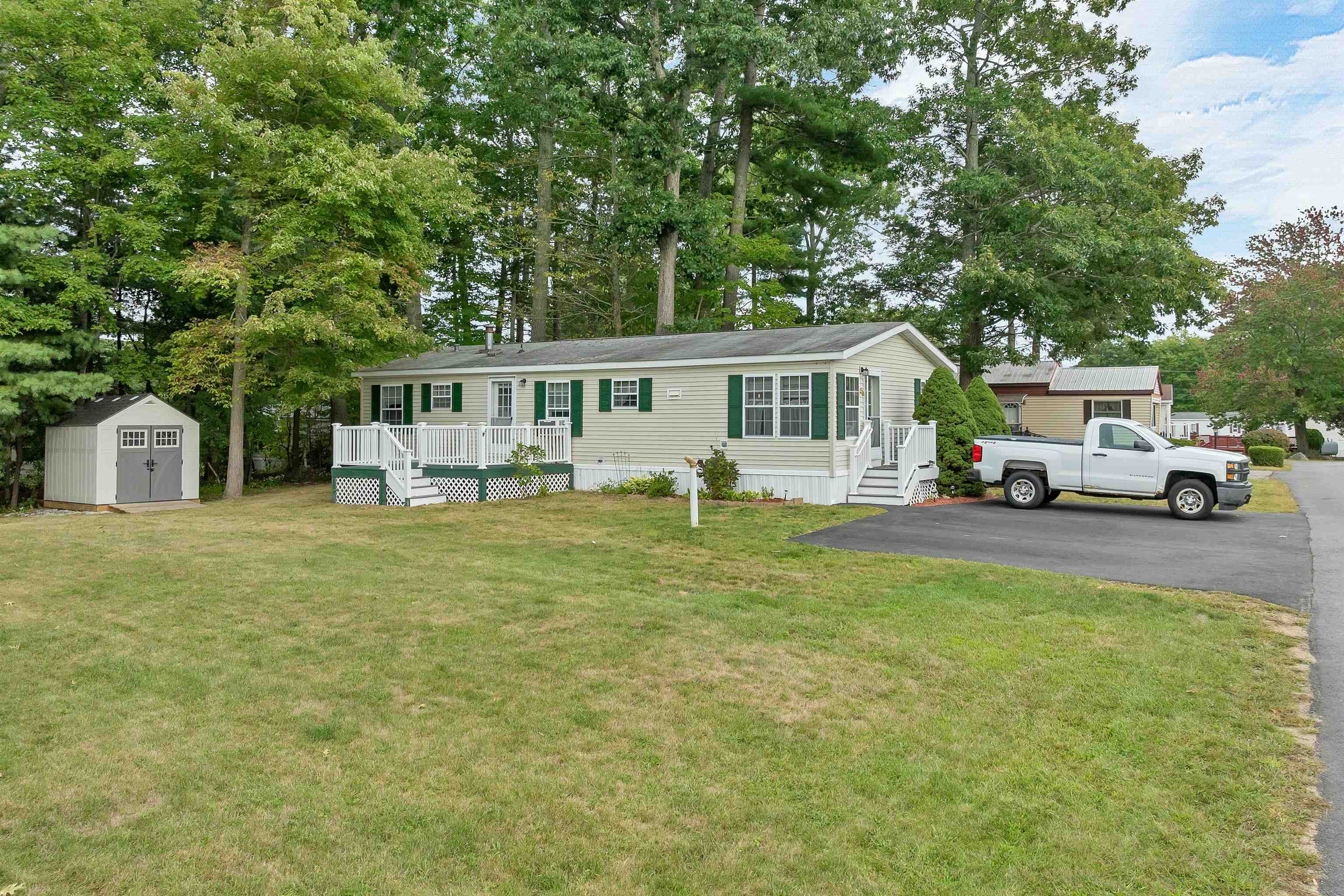 25 Hawthorne Road Property Photo 2