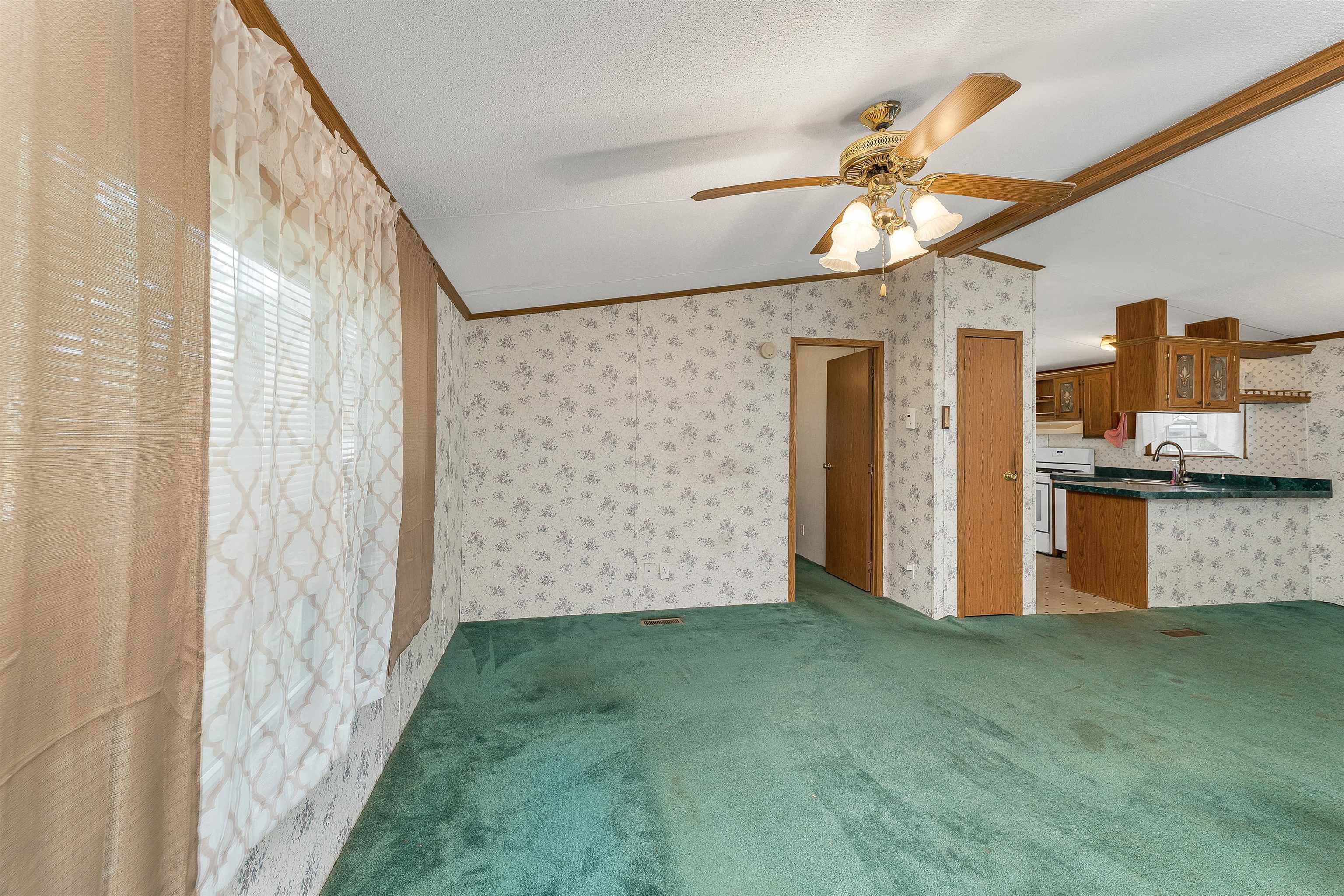 25 Hawthorne Road Property Photo 10