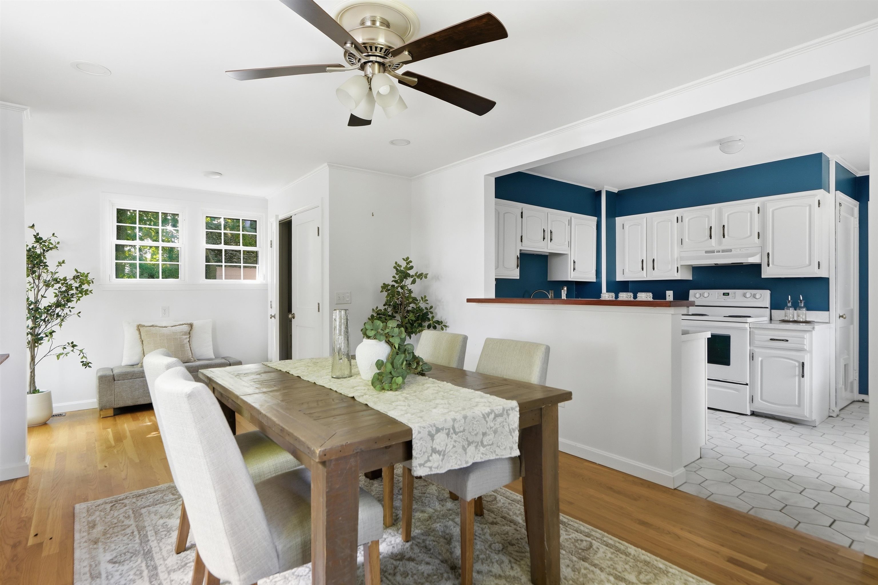7 Wood Street Property Photo 5