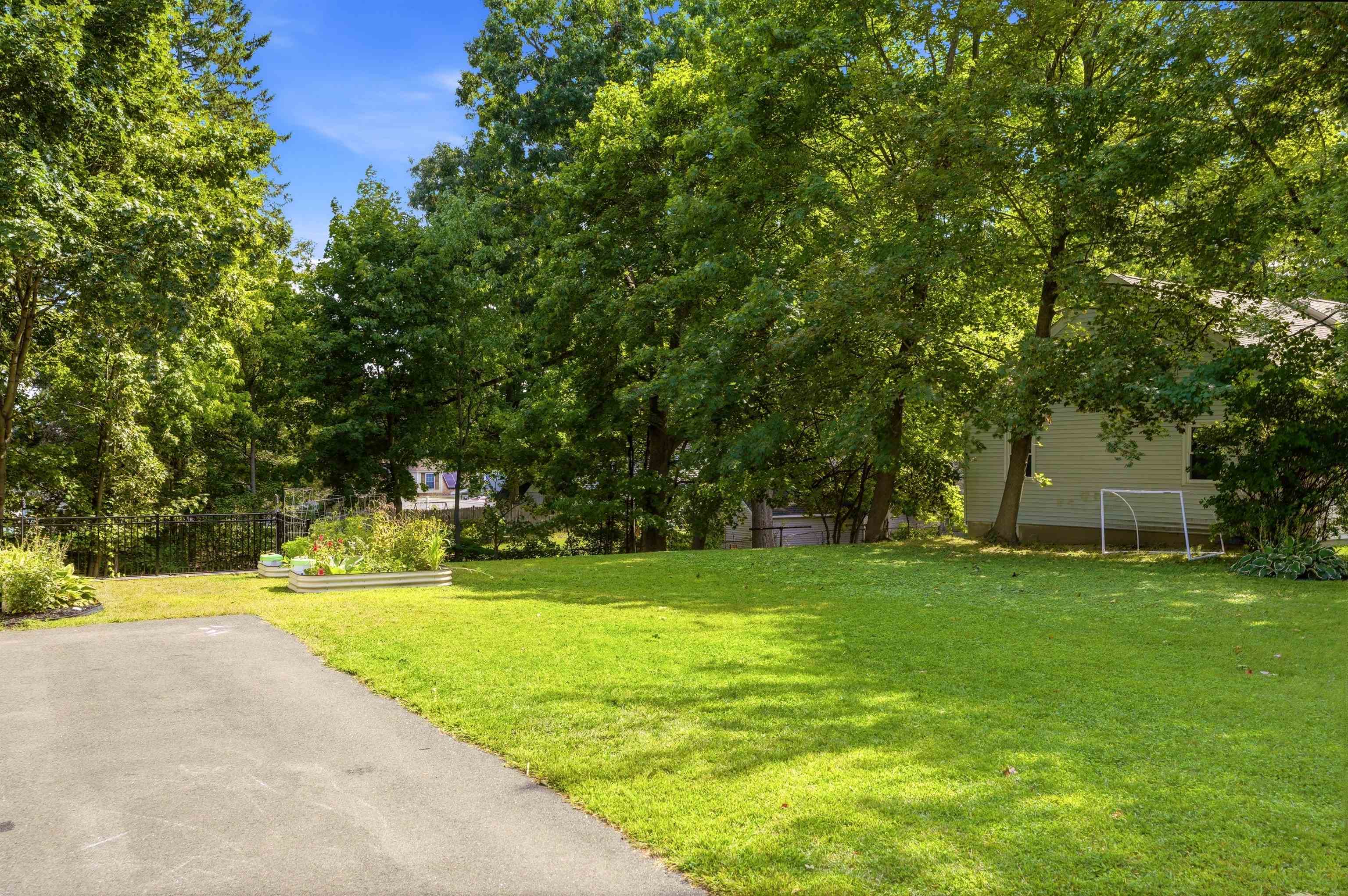 7 Wood Street Property Photo 36