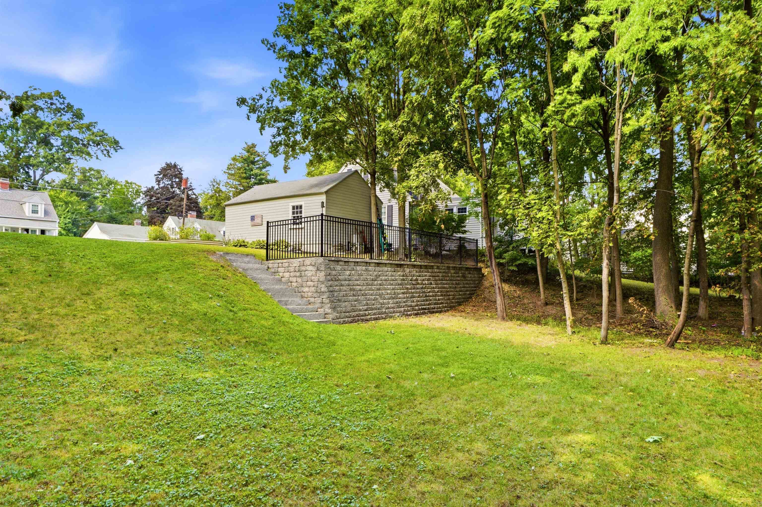 7 Wood Street Property Photo 38