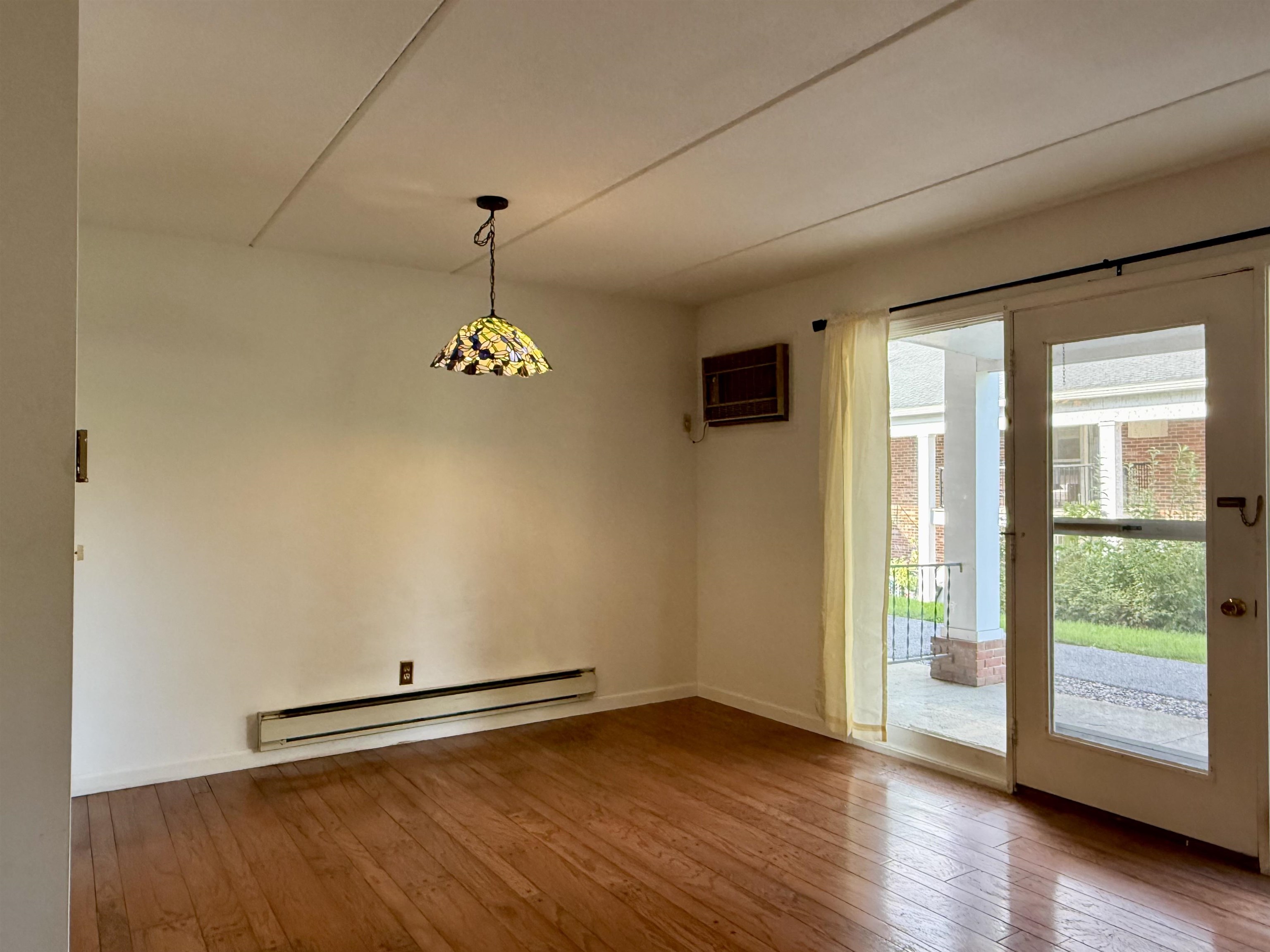 100 Kennedy Drive Property Photo 13