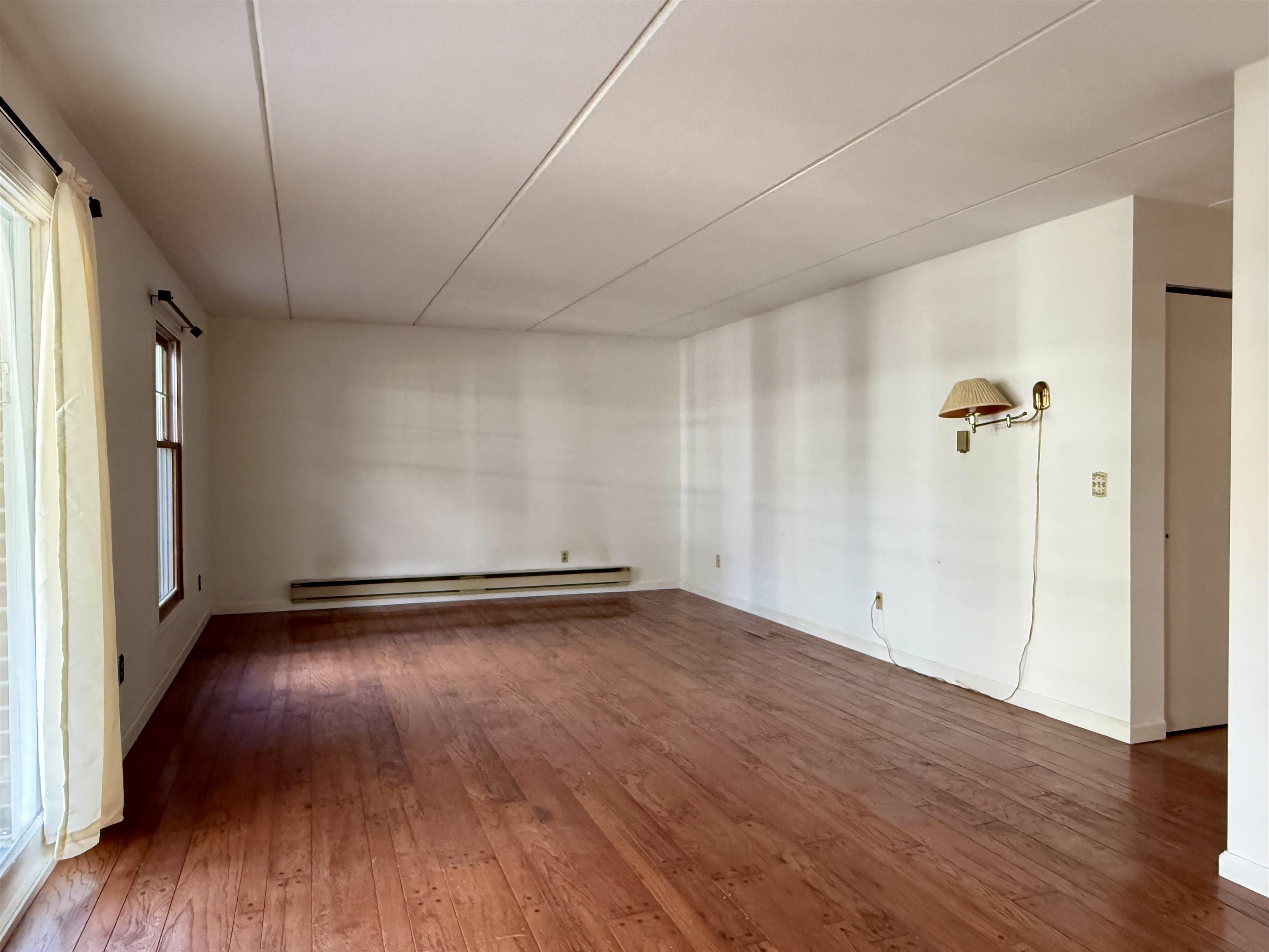 100 Kennedy Drive Property Photo 14