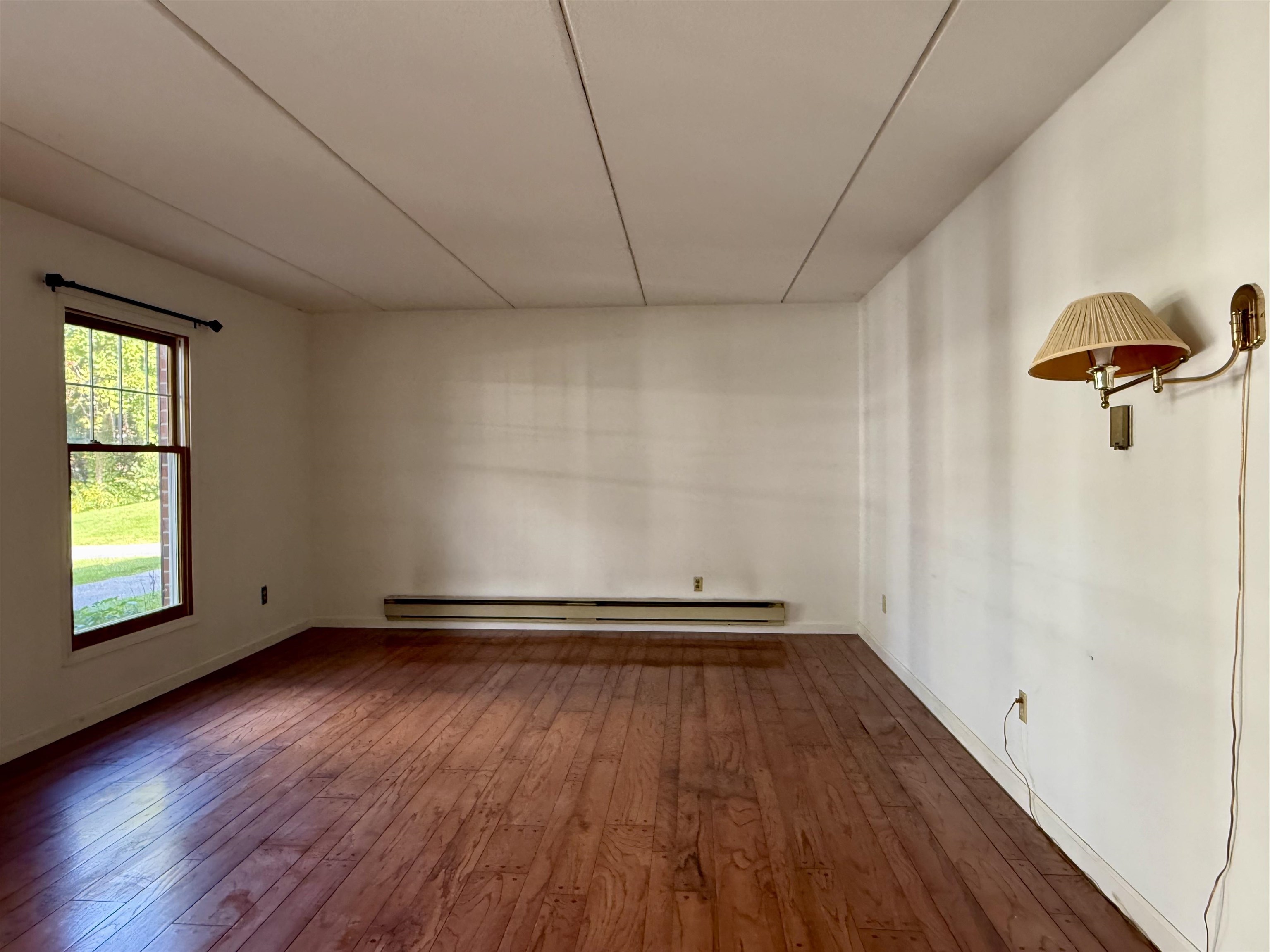 100 Kennedy Drive Property Photo 15