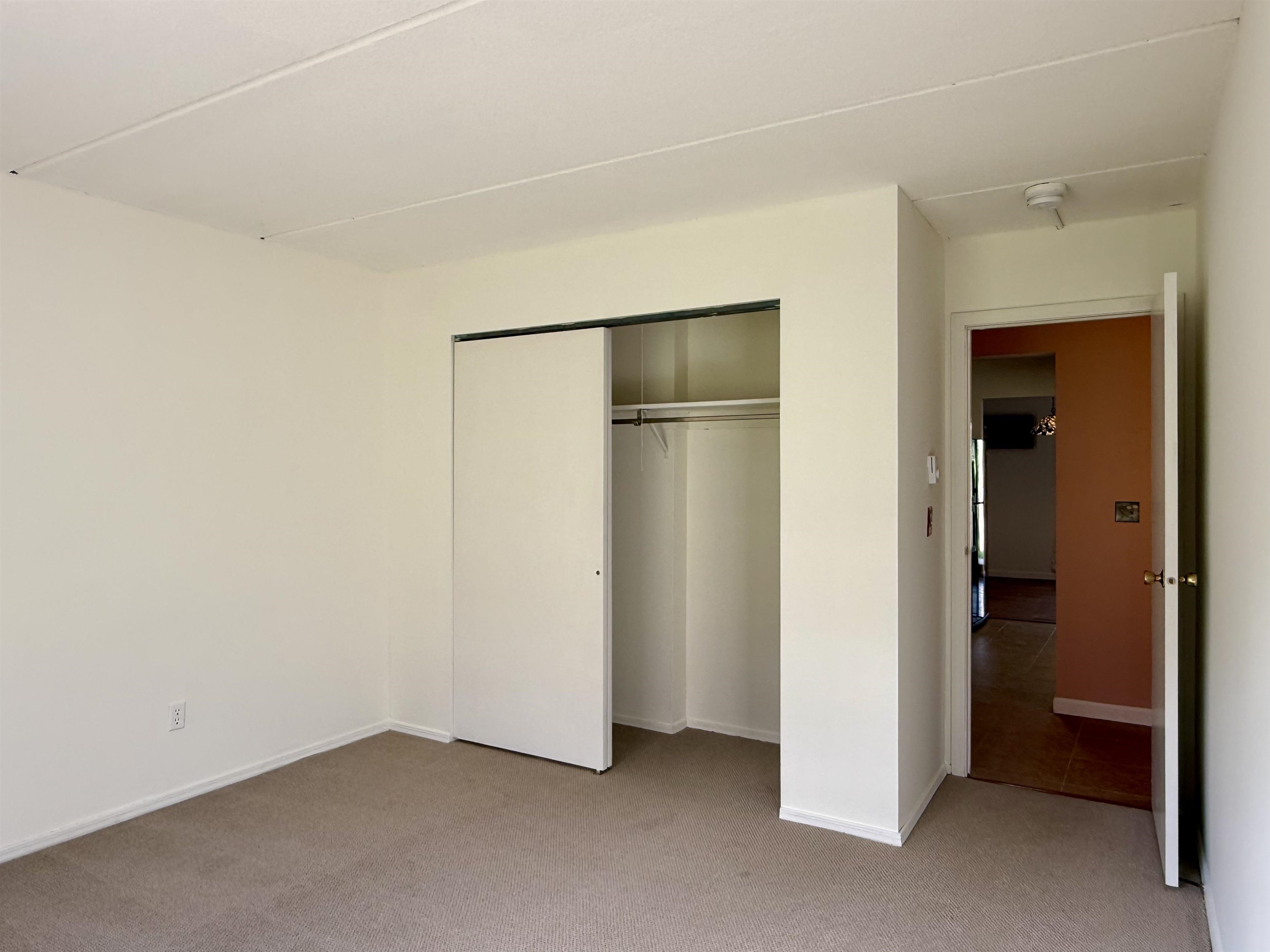 100 Kennedy Drive Property Photo 18