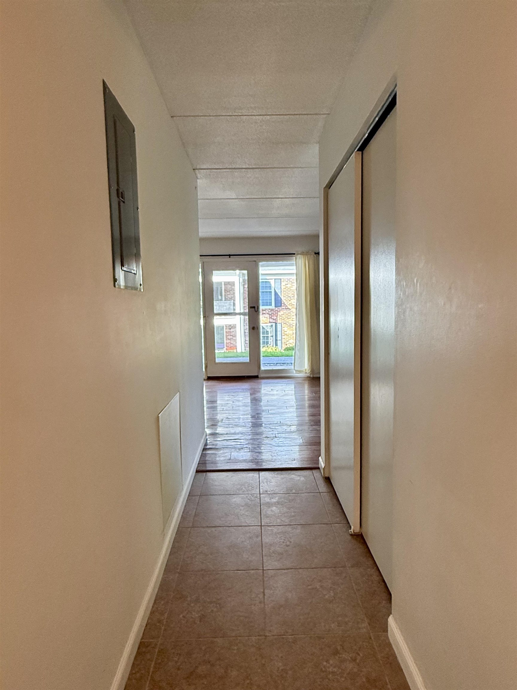 100 Kennedy Drive Property Photo 29