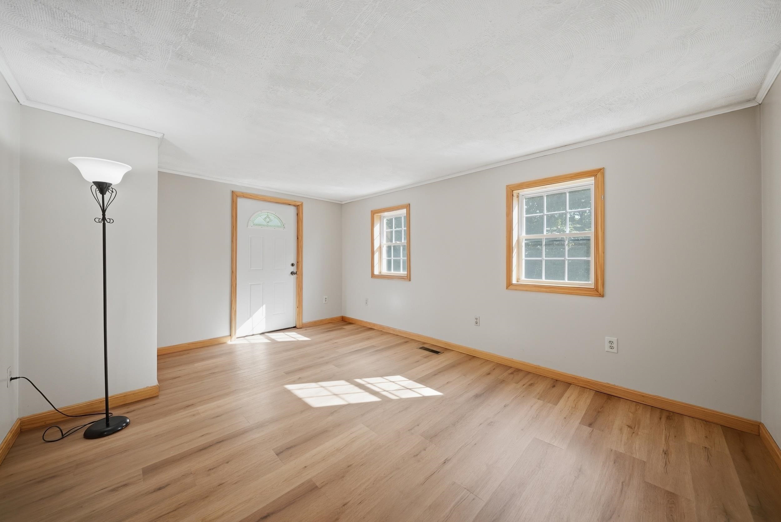 9 Zapora Drive Property Photo 12