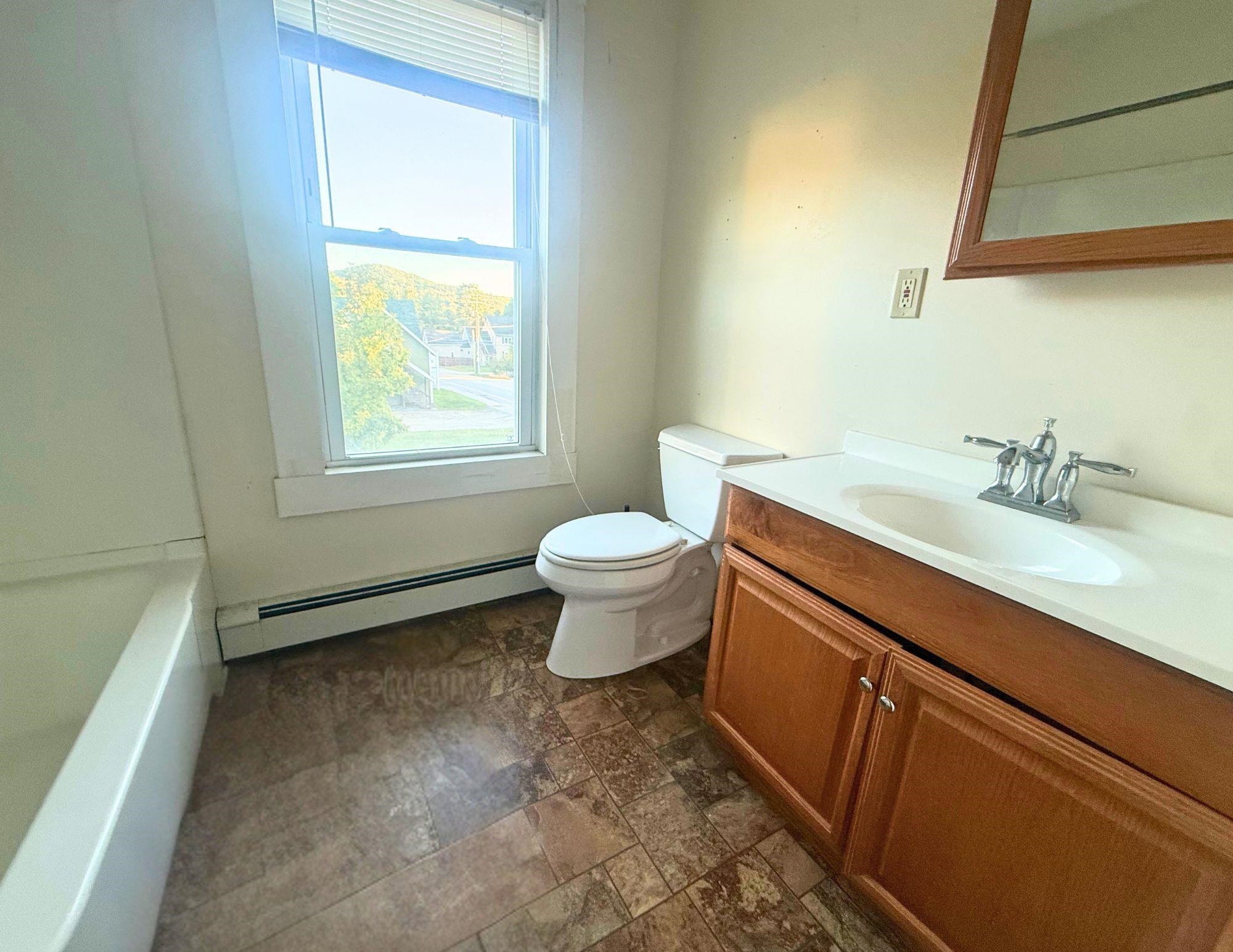 380 Lake Street Property Photo 9