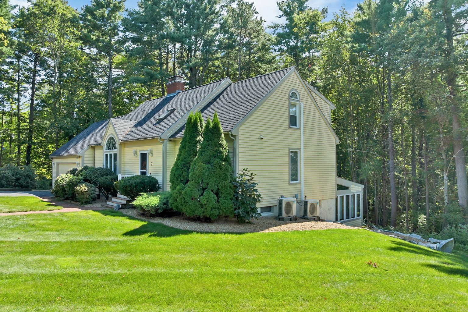 7 Virginia Court Property Photo 2