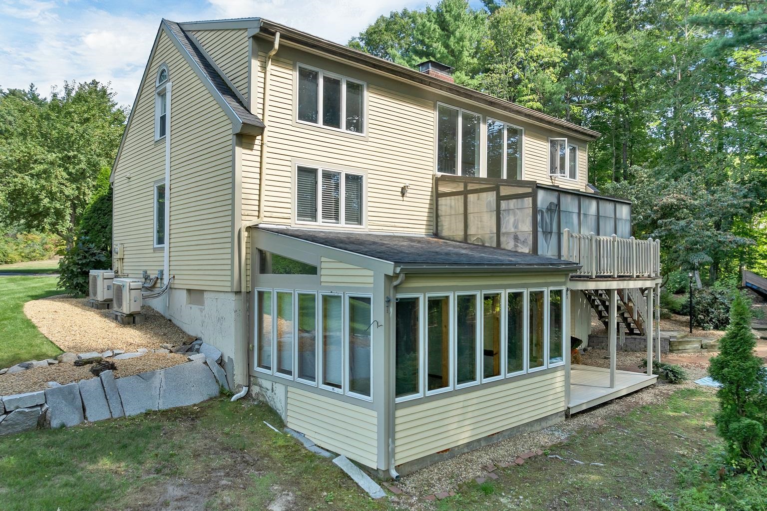 7 Virginia Court Property Photo 6