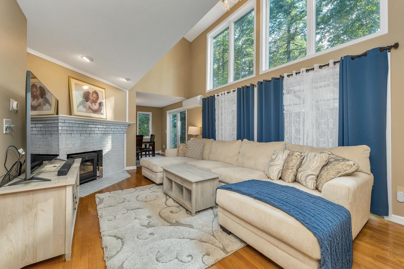 7 Virginia Court Property Photo 28