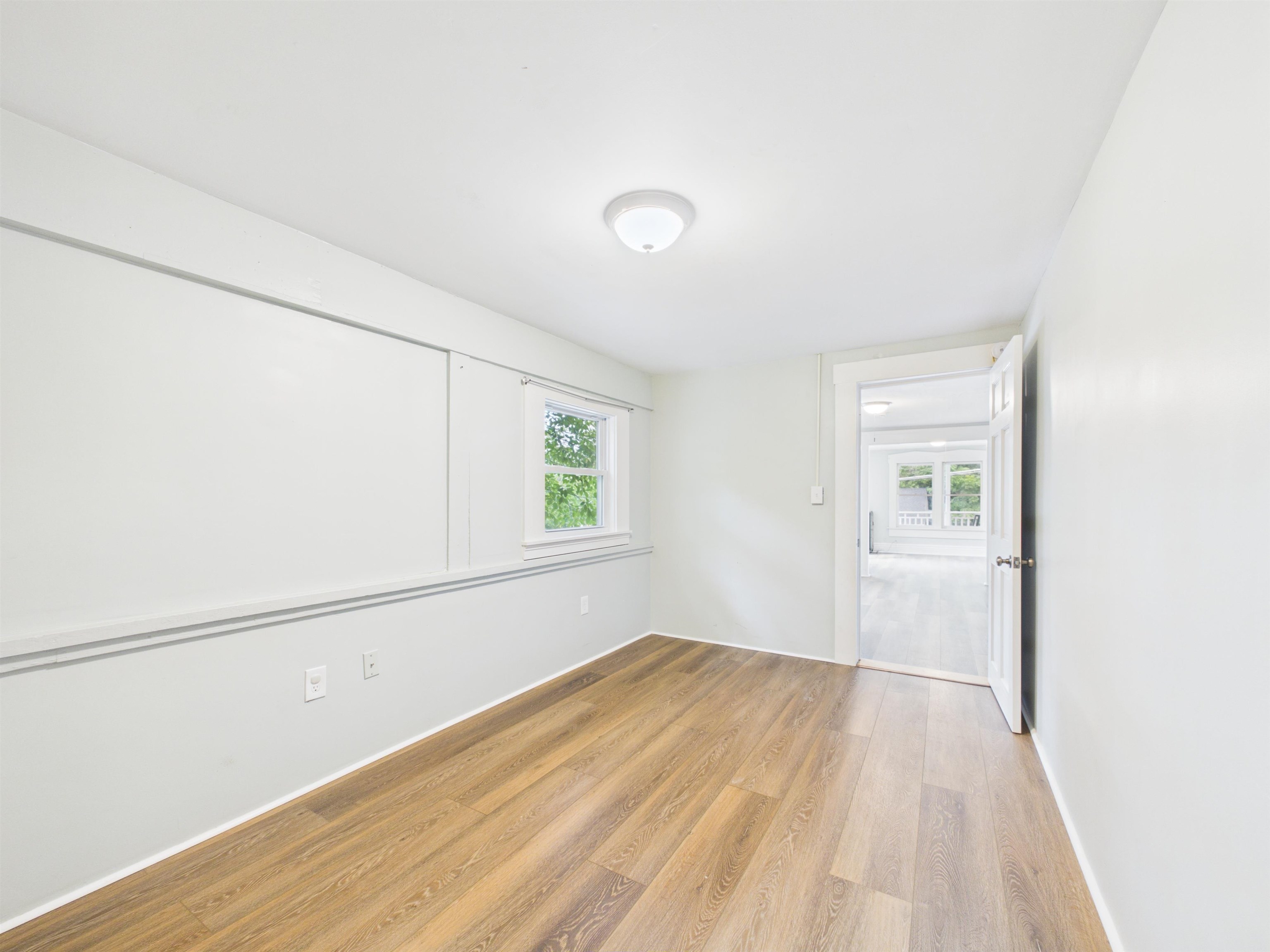 321 Roxbury Street Property Photo 26
