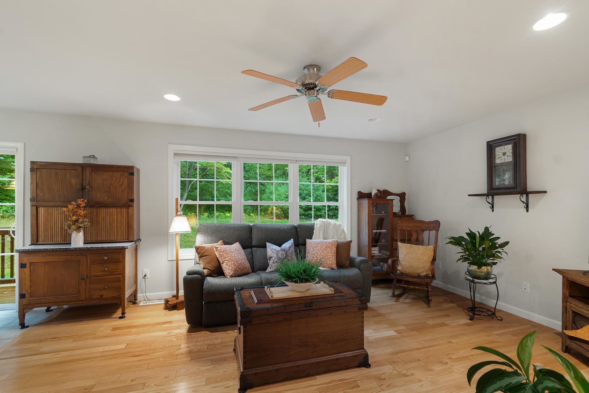 205 Fox Run Property Photo 15