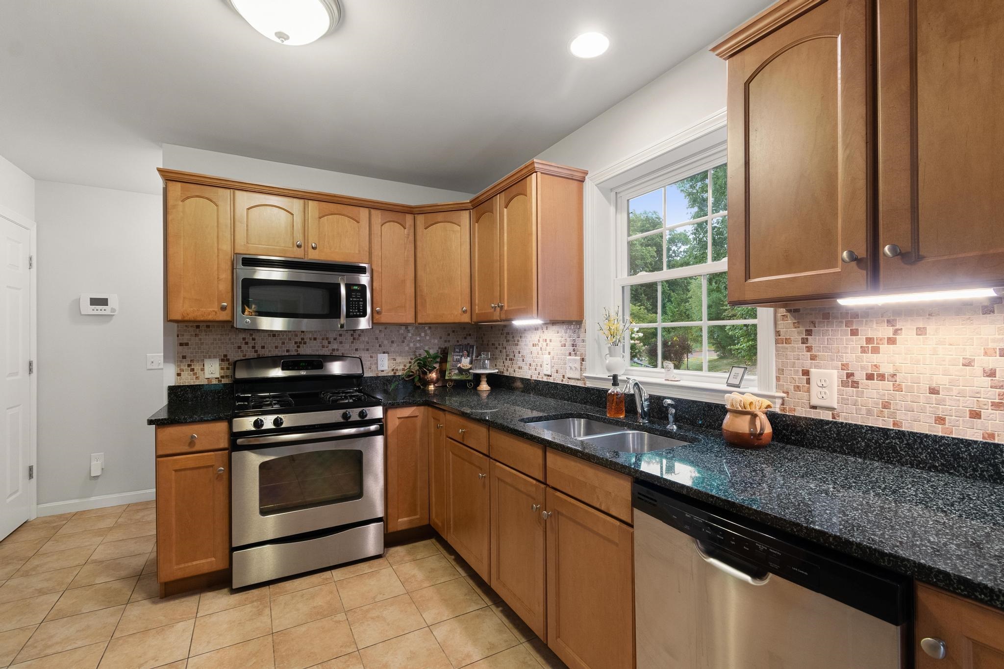 205 Fox Run Property Photo 23