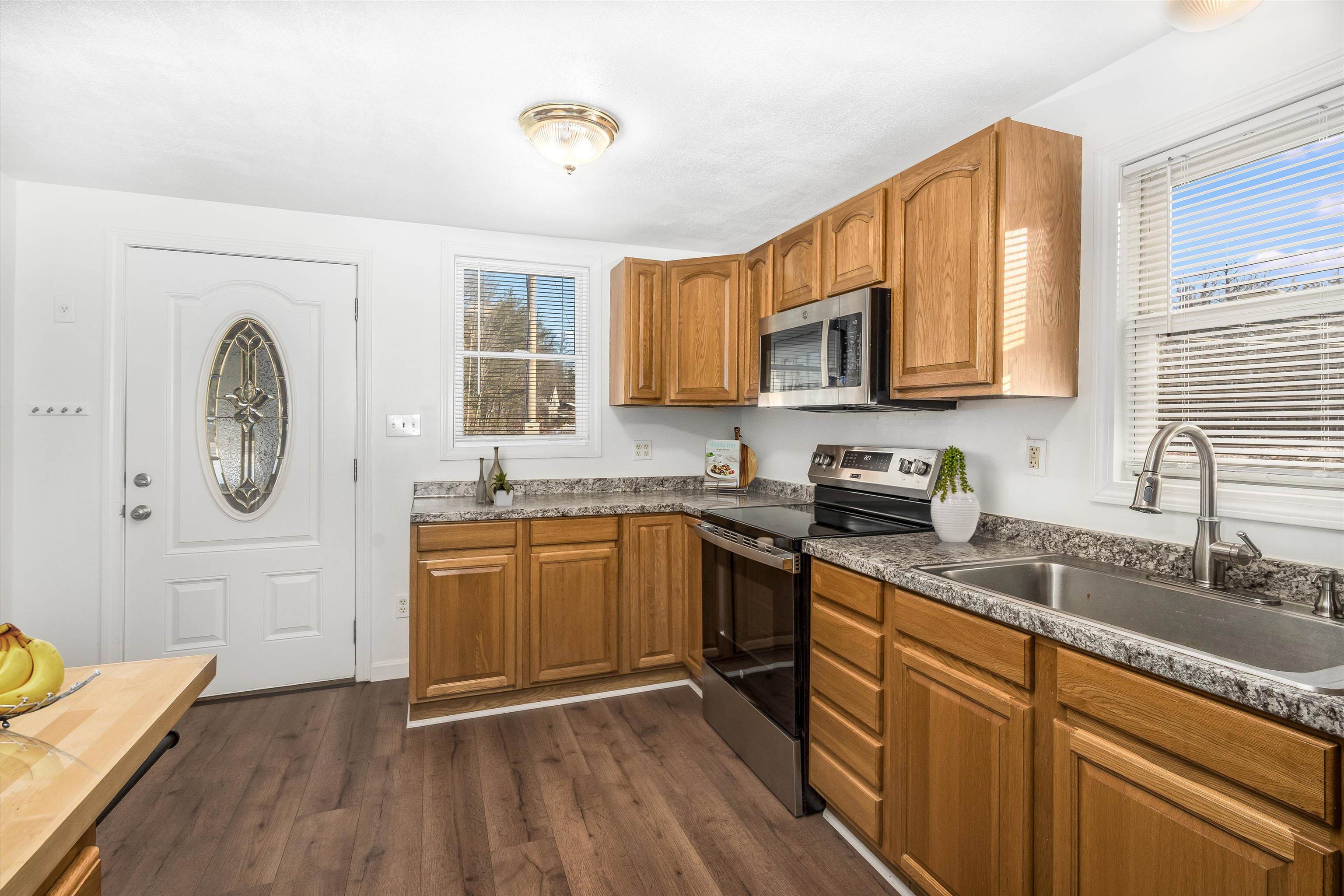 657 W Swanzey Road Property Photo 10
