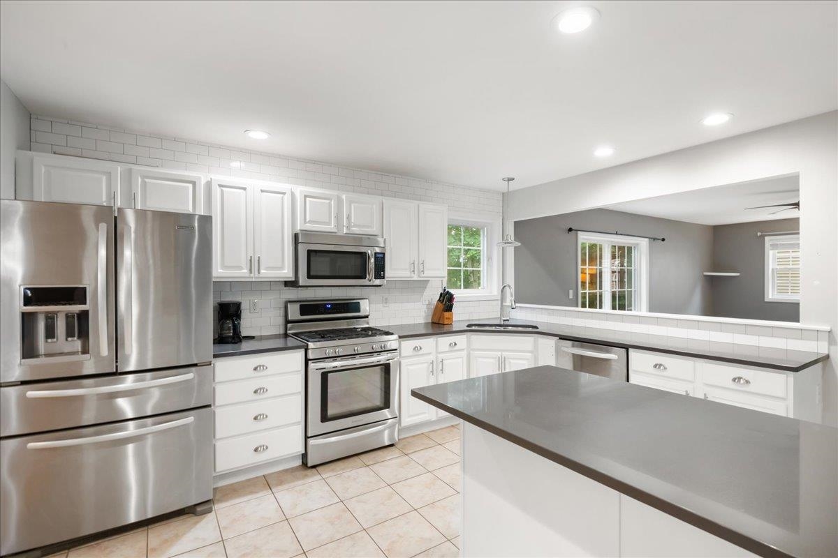 17 Bower Street Property Photo 8