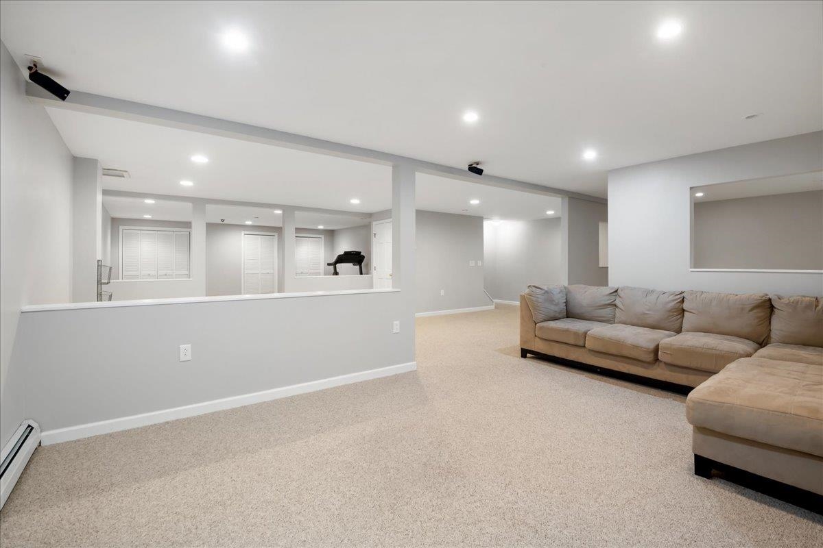 17 Bower Street Property Photo 46