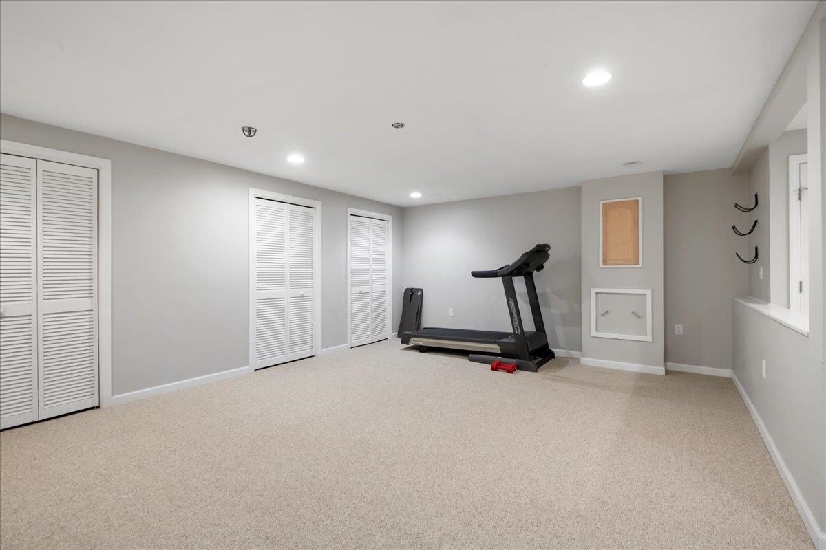 17 Bower Street Property Photo 47