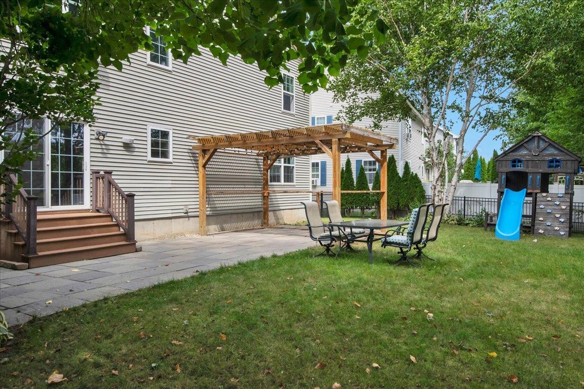 17 Bower Street Property Photo 50