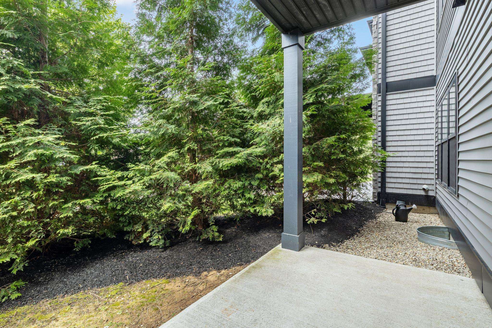 2075 Lafayette Road Property Photo 16