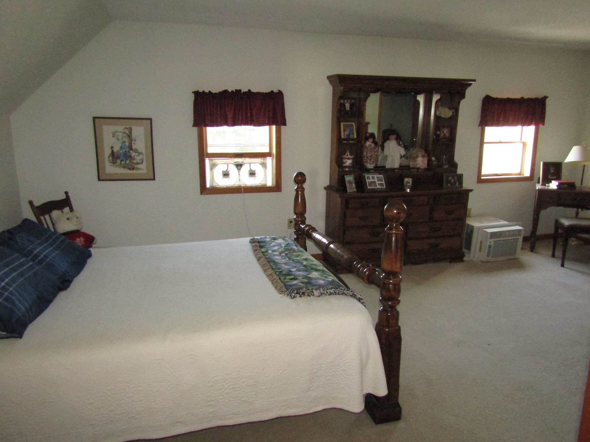 2712 Main Street Property Photo 28