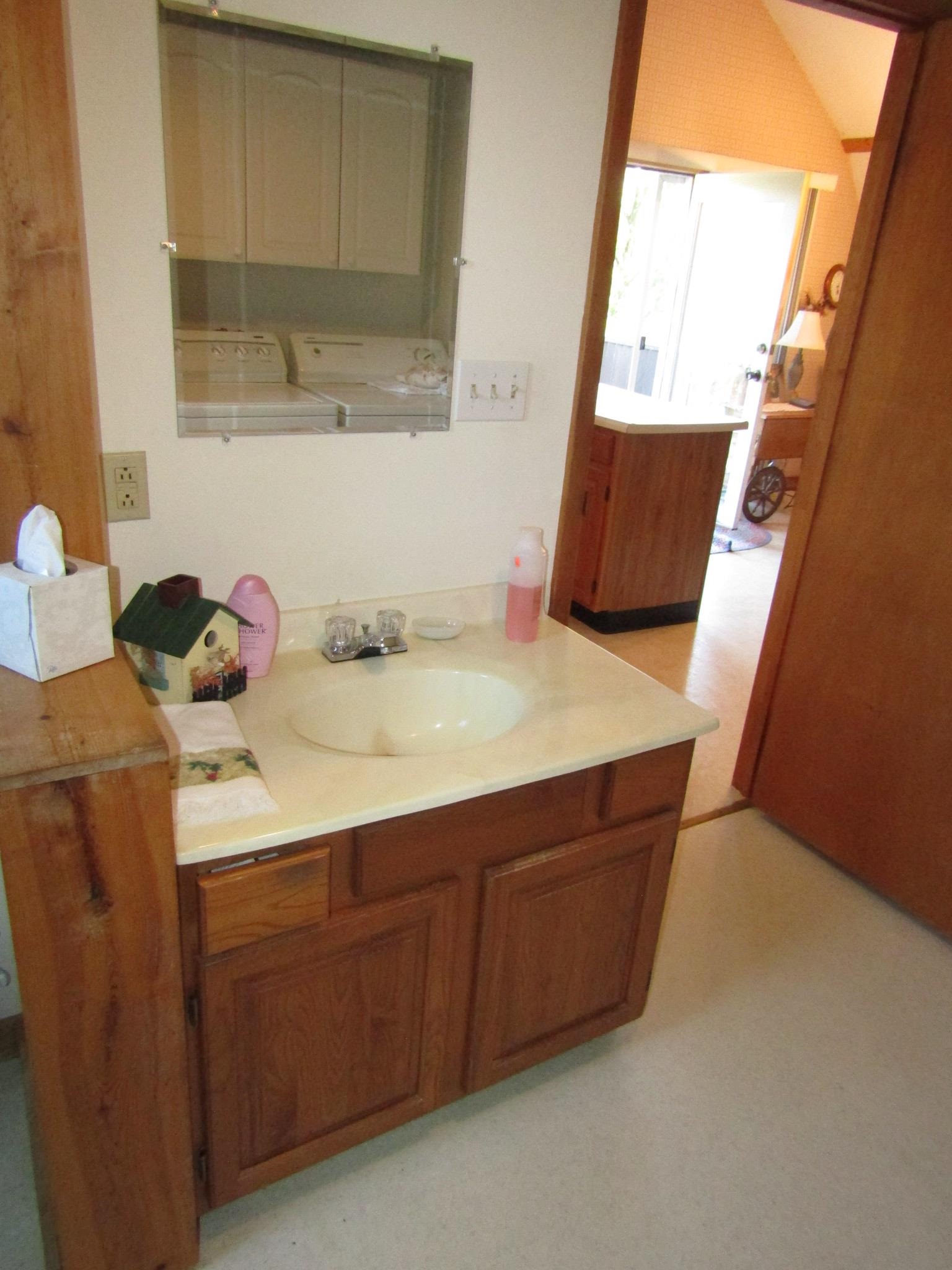 2712 Main Street Property Photo 47