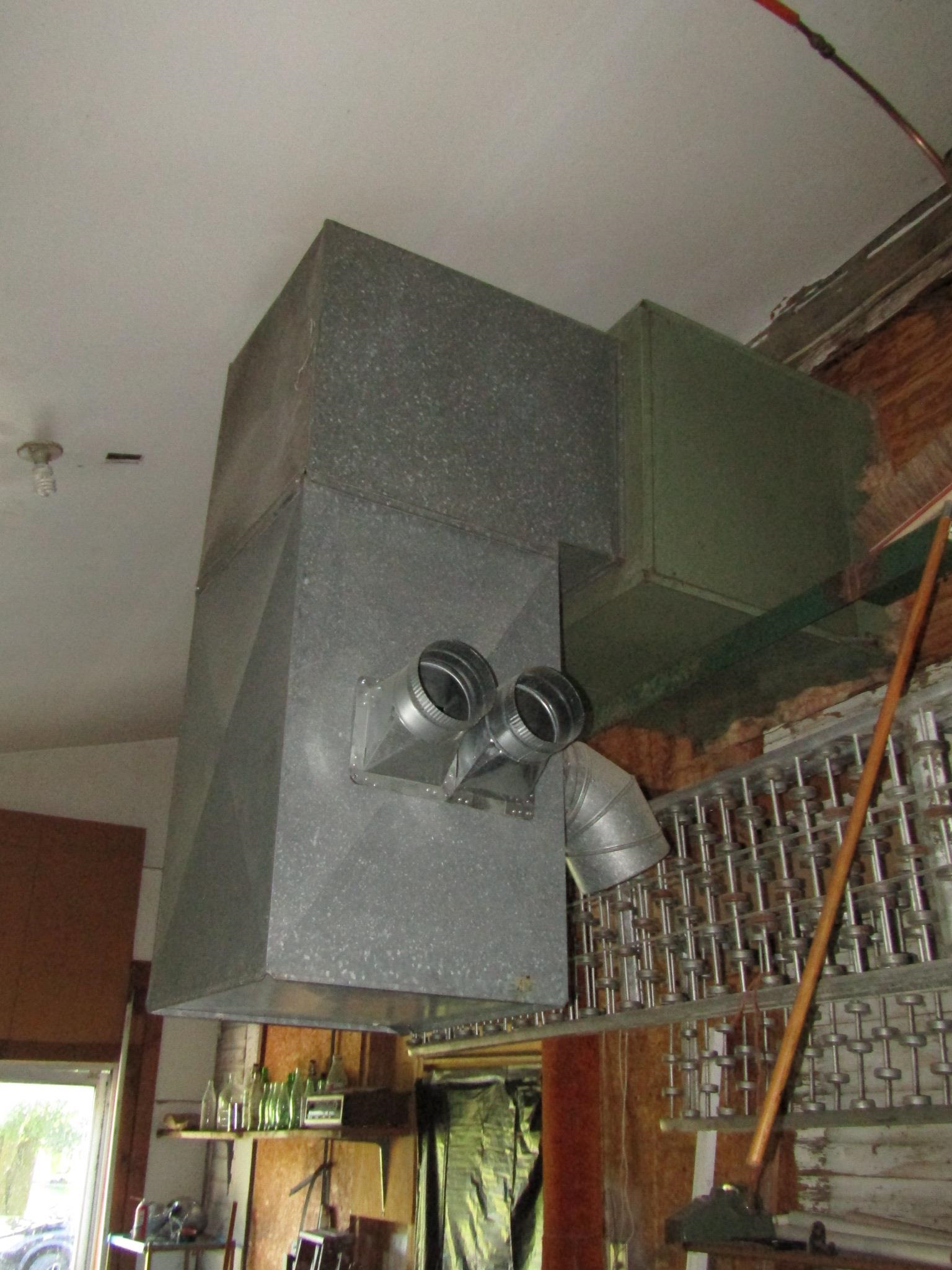 2712 Main Street Property Photo 60