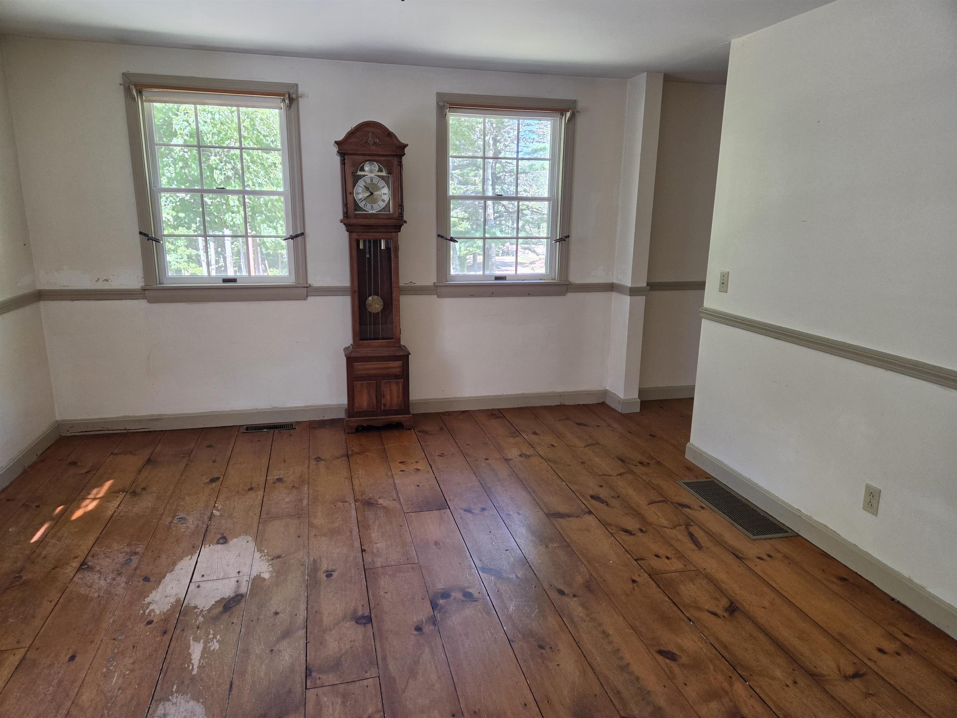1586 Brownfield Road Property Photo 6