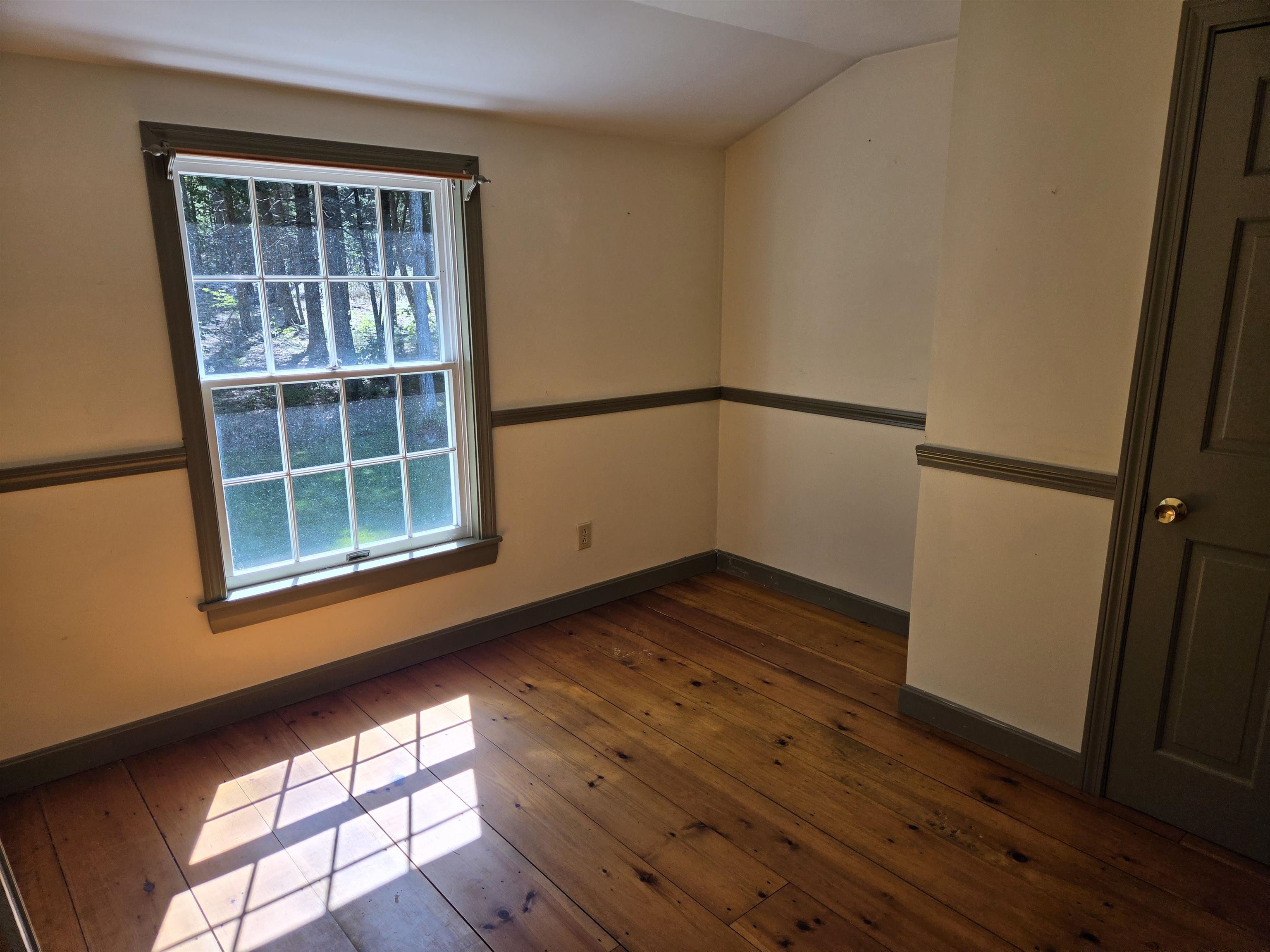 1586 Brownfield Road Property Photo 12