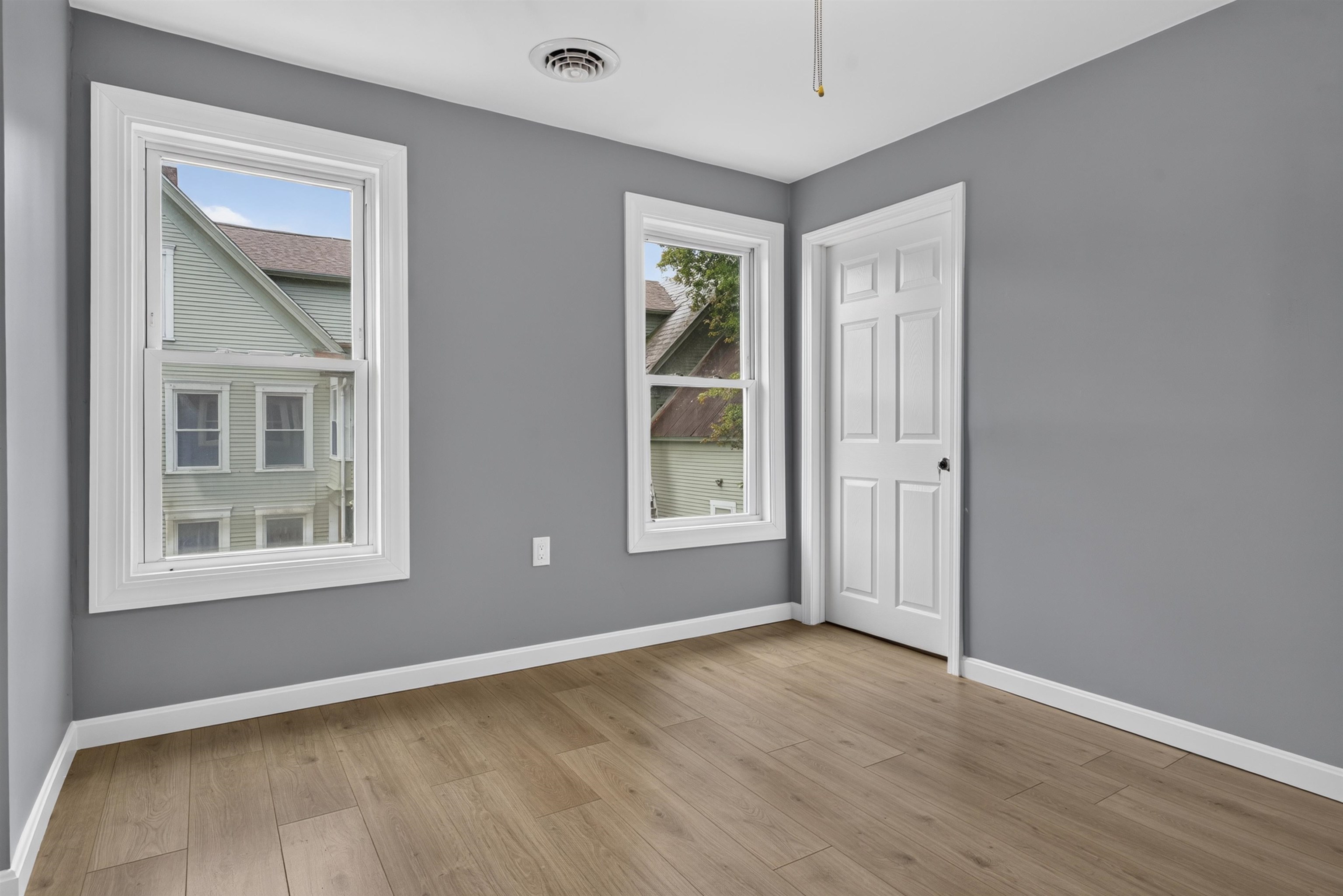 16 Beech Street Property Photo 30