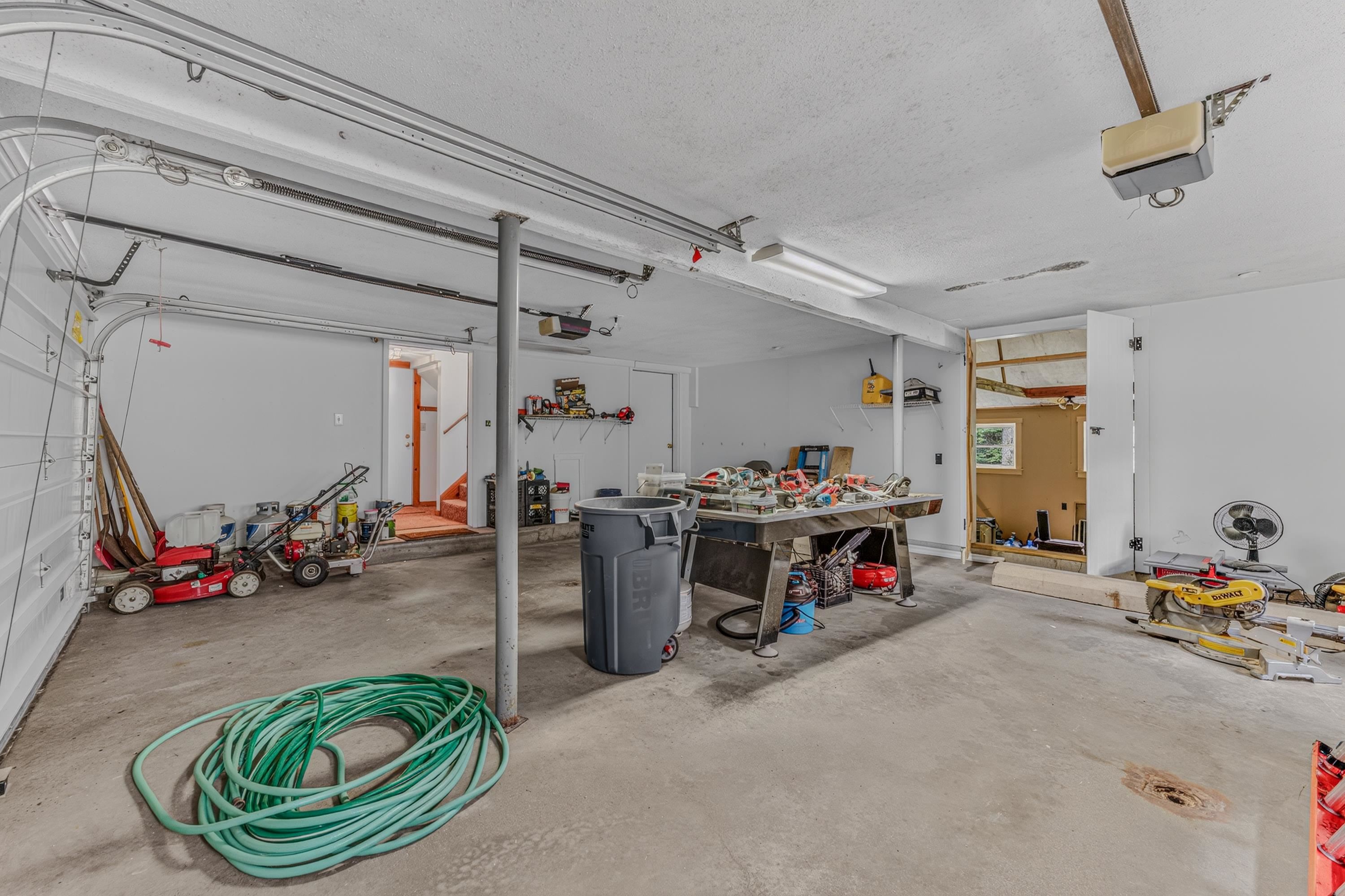 722 Wells Road Property Photo 39