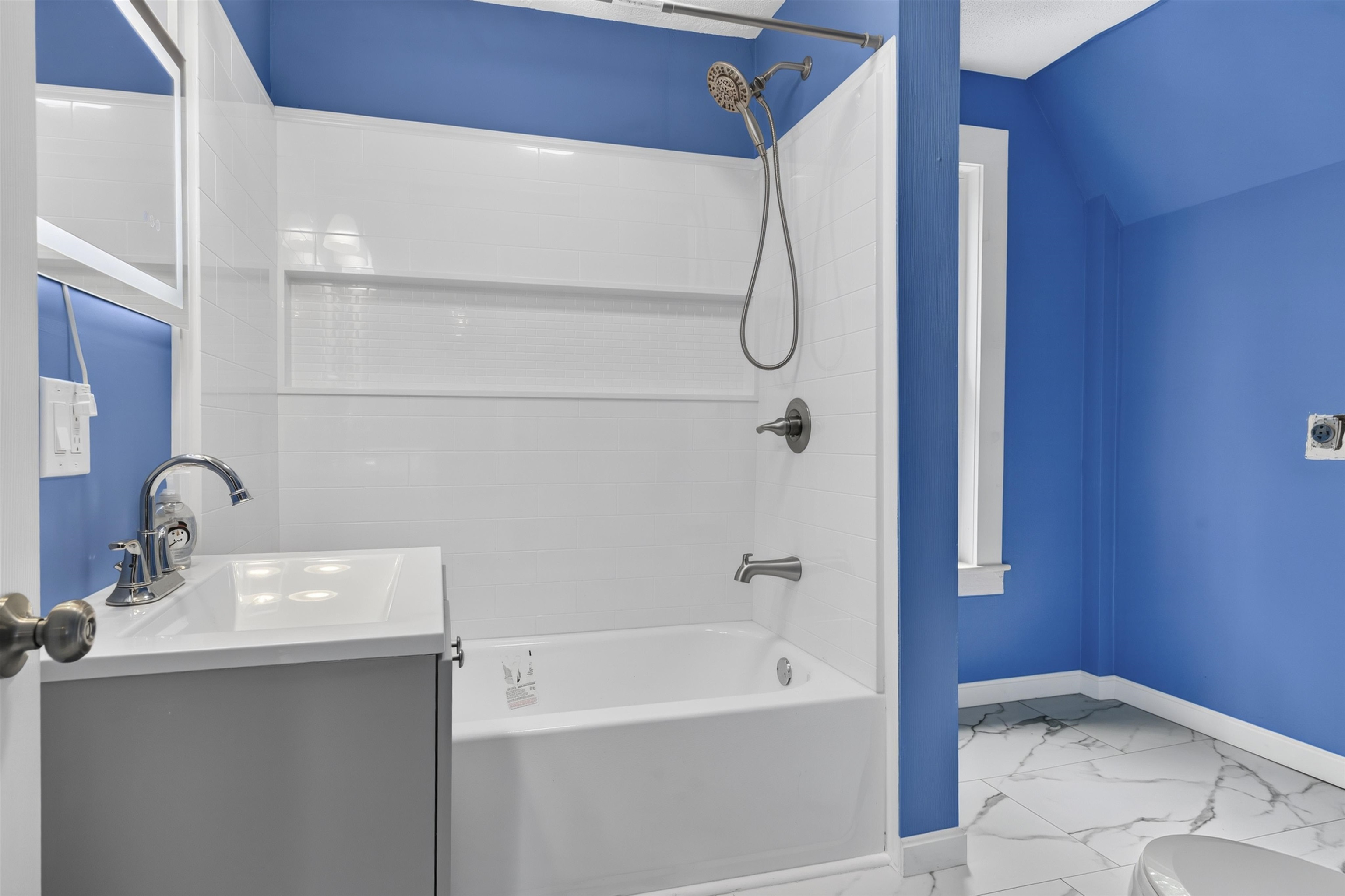 16 Beech Street Property Photo 35