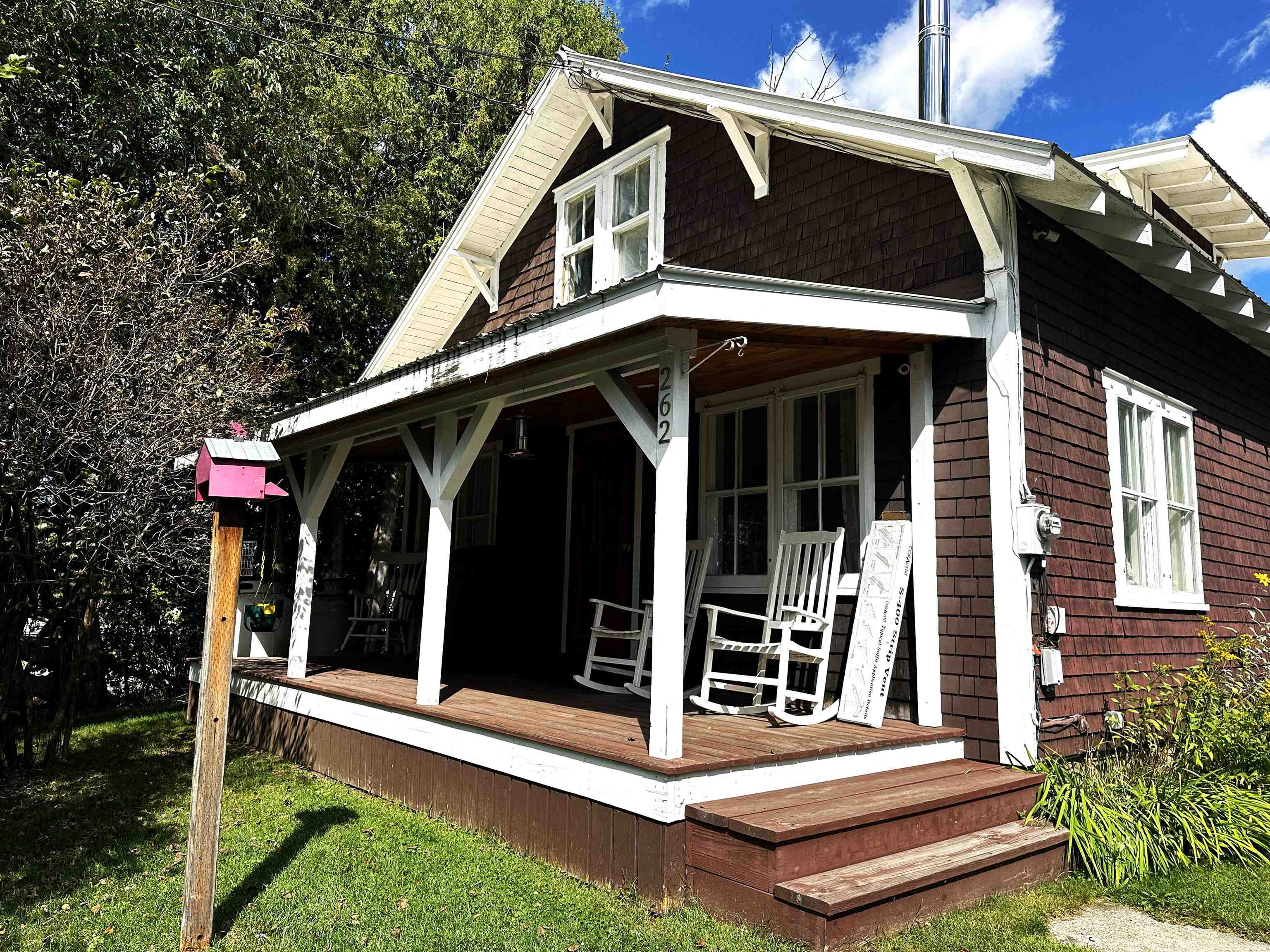 262 Bridge Street Property Photo 2