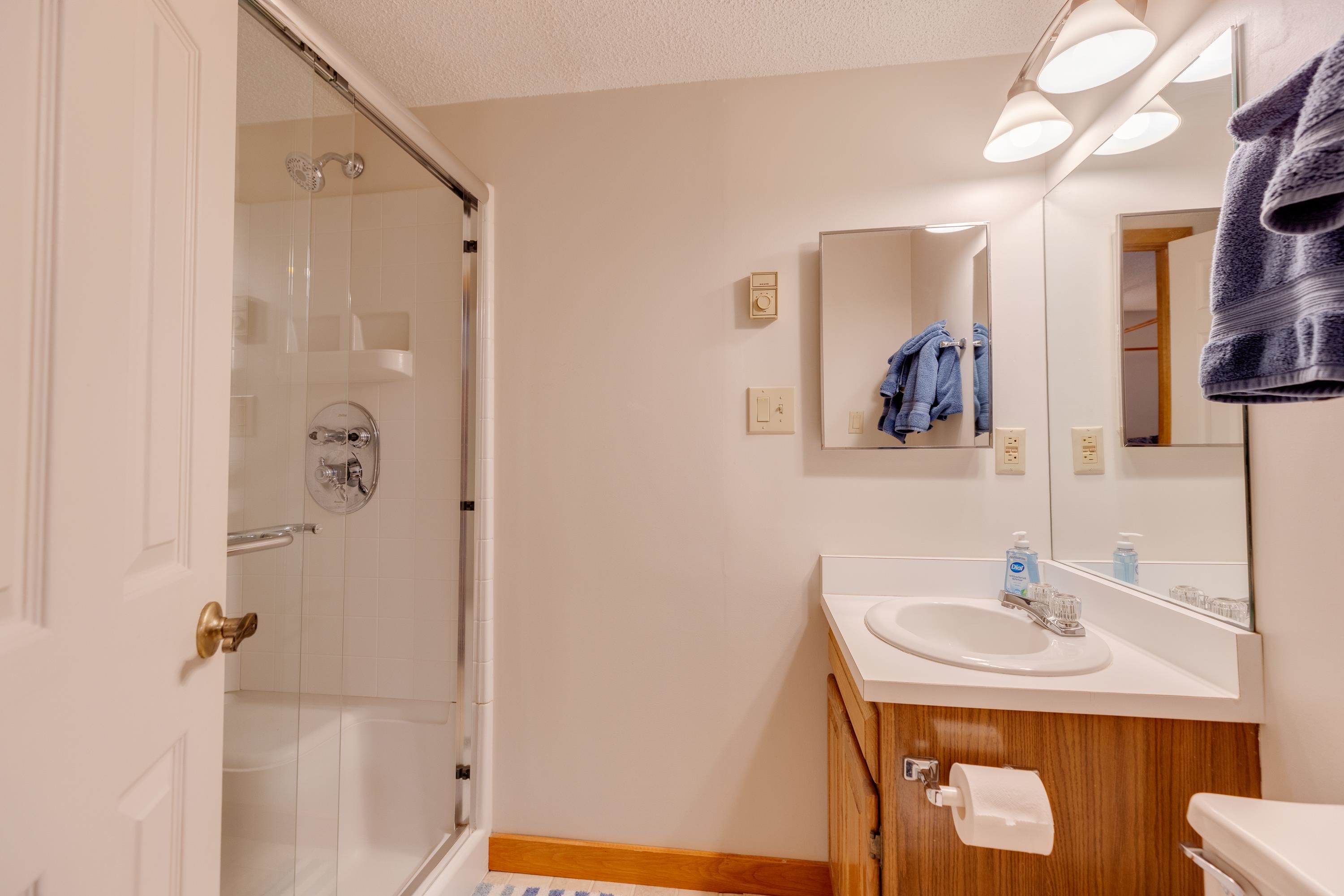 20 Marcalus Road Property Photo 28