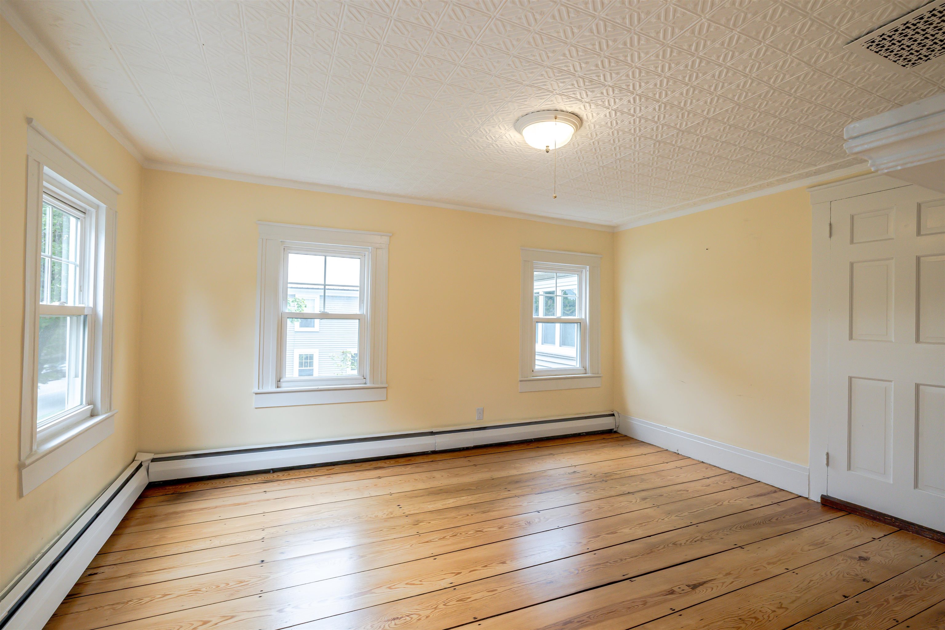 87 Washington Street Property Photo 11