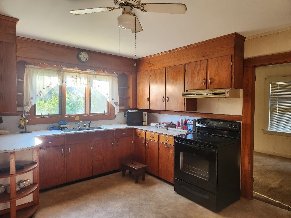 7 Congress Street Property Photo 6
