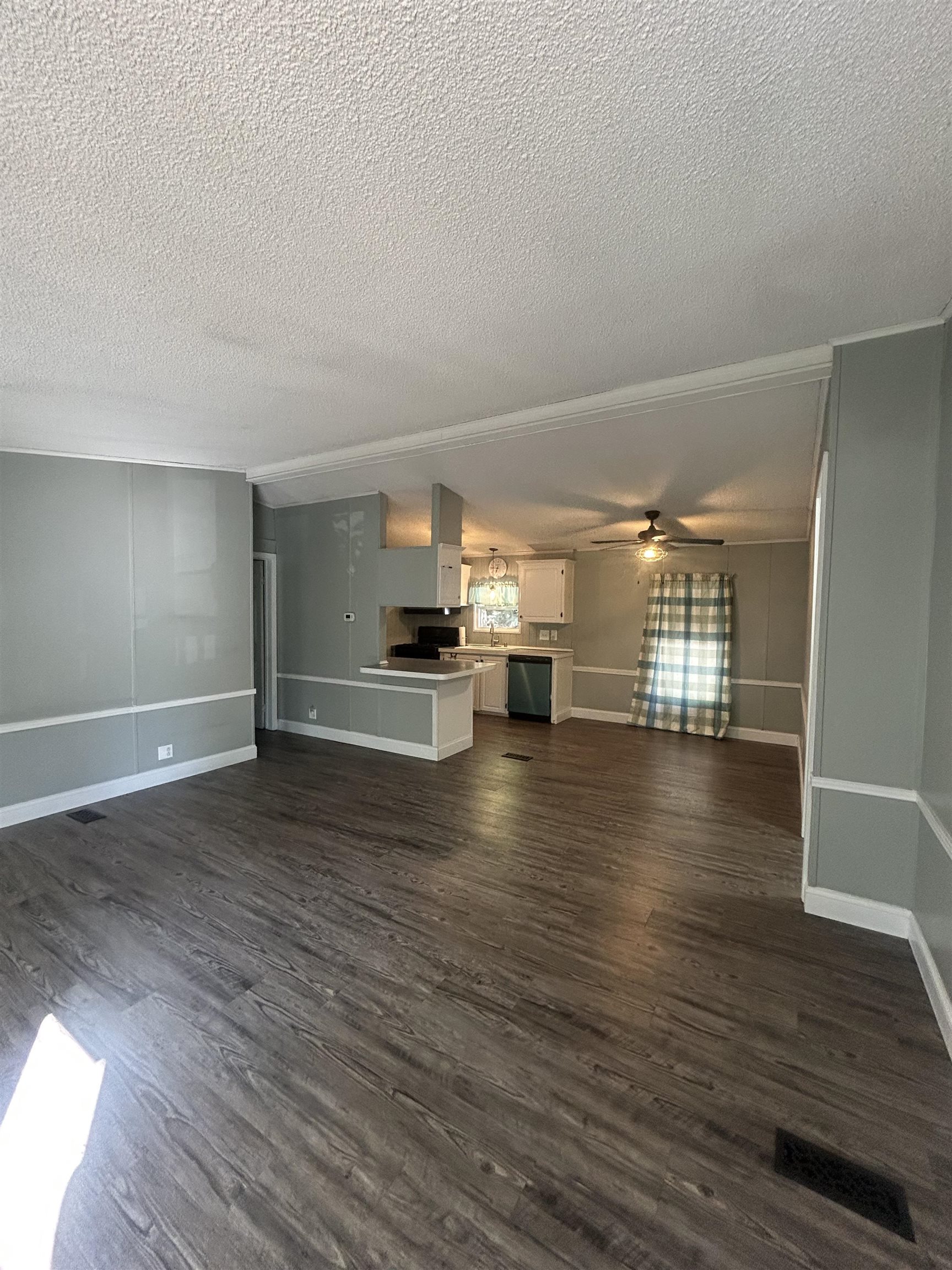 7 Hemlock Drive Property Photo 3