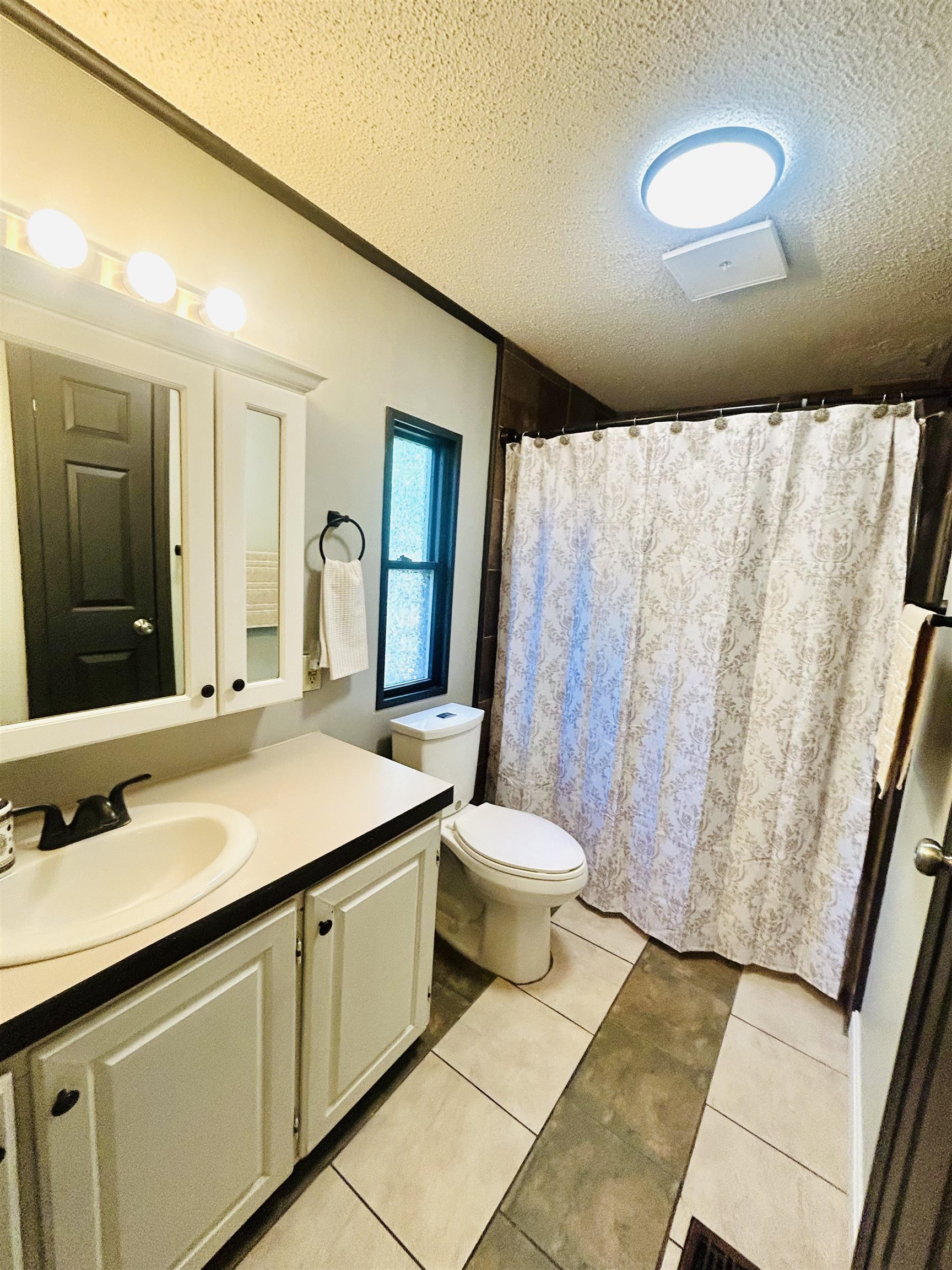 7 Hemlock Drive Property Photo 8