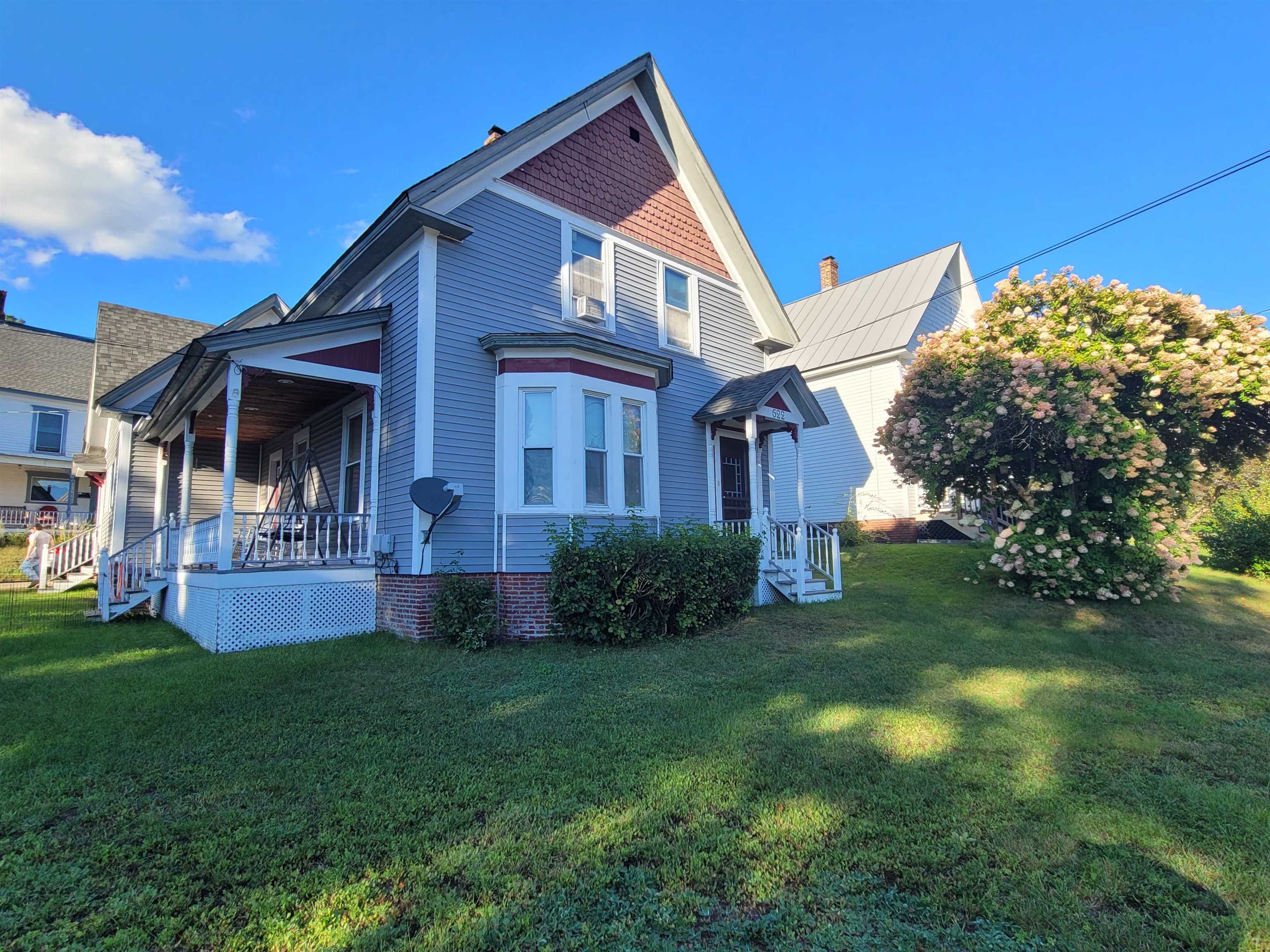 622 Central Street Property Photo 1