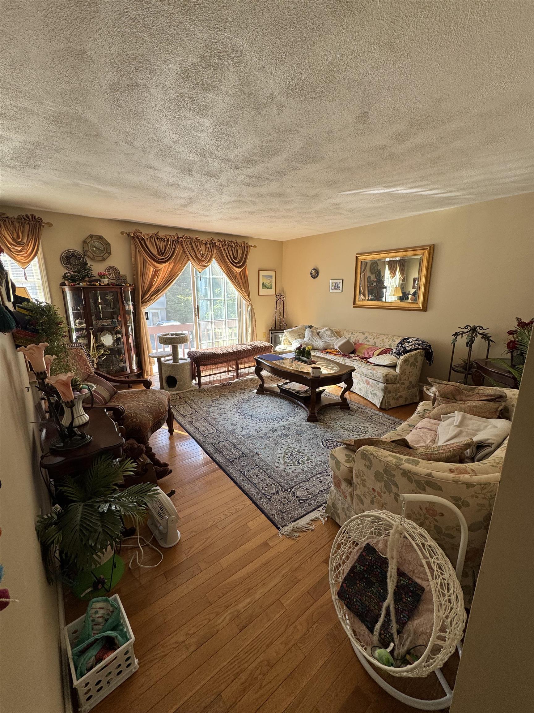 36 Hawkstead Hollow Property Photo 5