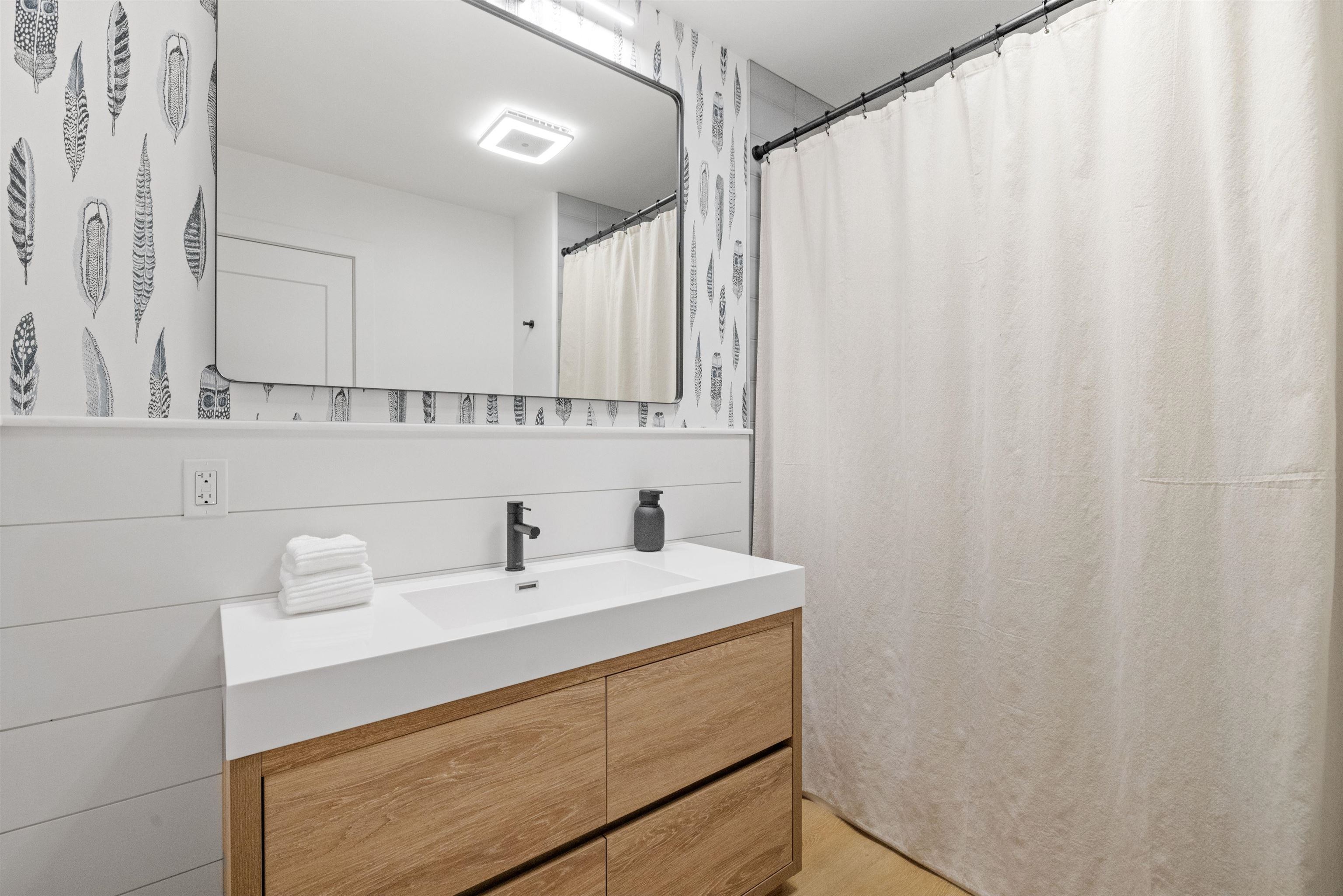 70 Greystone Lane Property Photo 8